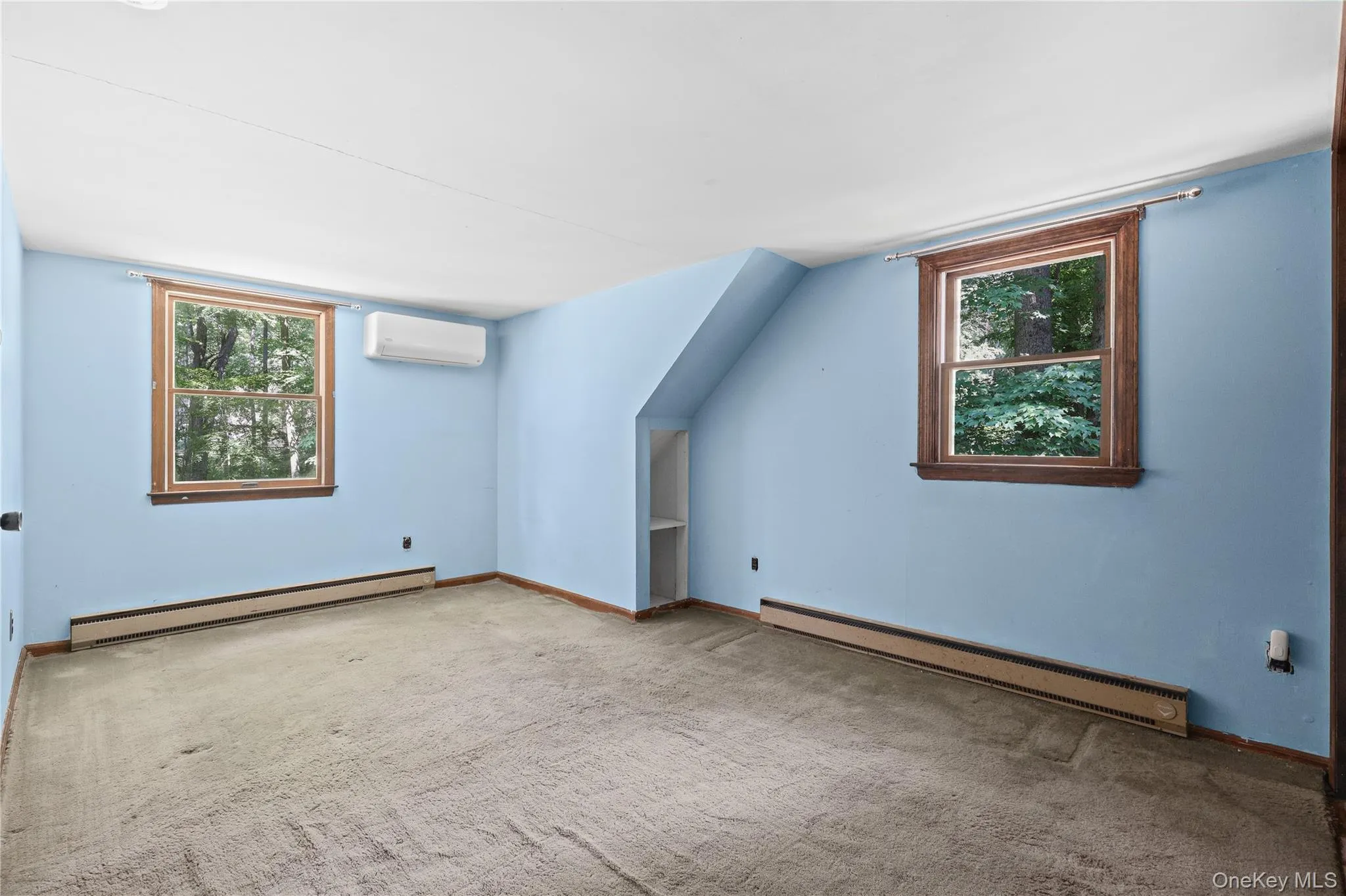 2nd Floor Bedroom - 2 of 2 bedrooms on 2nd floor. 2nd Floor Bedroom - 2 of 2 bedrooms on 2nd floor.
