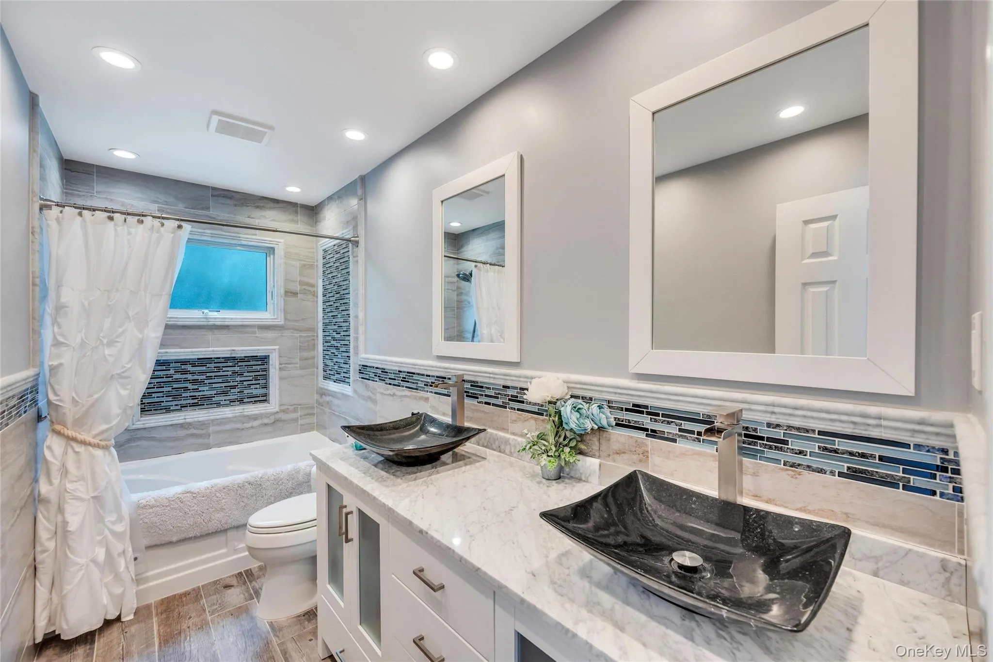 11 Ann Court, Babylon, NY, 5 Bedrooms Bedrooms, 8 Rooms Rooms,2 BathroomsBathrooms,Residential,For Rent,Ann,0,1016175 11 Ann Court, Babylon, NY, 5 Bedrooms Bedrooms, 8 Rooms Rooms,2 BathroomsBathrooms,Residential,For Rent,Ann,0,1016175