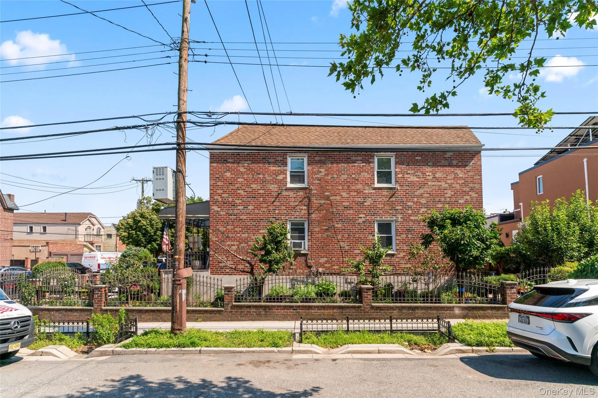 5902 70th Street, New York, NY, 4 Bedrooms Bedrooms, 8 Rooms Rooms,2 BathroomsBathrooms,Residential,For Rent,70th,0,1016176 5902 70th Street, New York, NY, 4 Bedrooms Bedrooms, 8 Rooms Rooms,2 BathroomsBathrooms,Residential,For Rent,70th,0,1016176