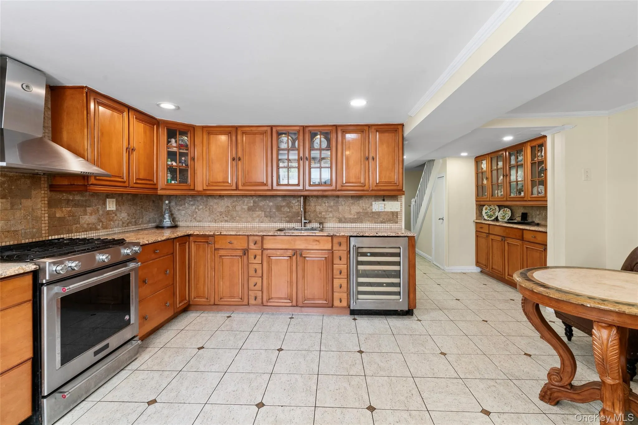 5902 70th Street, New York, NY, 4 Bedrooms Bedrooms, 8 Rooms Rooms,2 BathroomsBathrooms,Residential,For Rent,70th,0,1016176 5902 70th Street, New York, NY, 4 Bedrooms Bedrooms, 8 Rooms Rooms,2 BathroomsBathrooms,Residential,For Rent,70th,0,1016176