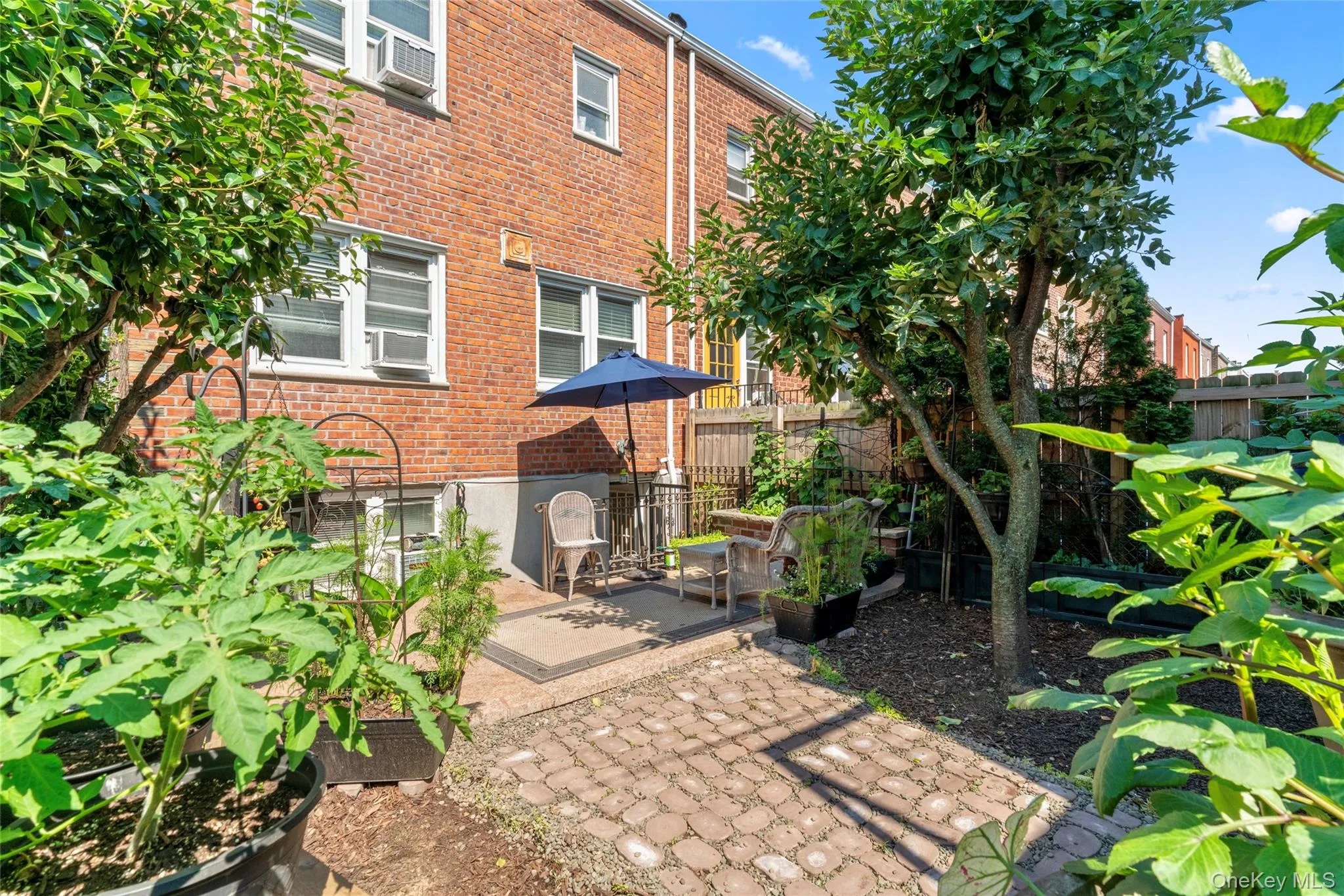 5902 70th Street, New York, NY, 4 Bedrooms Bedrooms, 8 Rooms Rooms,2 BathroomsBathrooms,Residential,For Rent,70th,0,1016176 5902 70th Street, New York, NY, 4 Bedrooms Bedrooms, 8 Rooms Rooms,2 BathroomsBathrooms,Residential,For Rent,70th,0,1016176