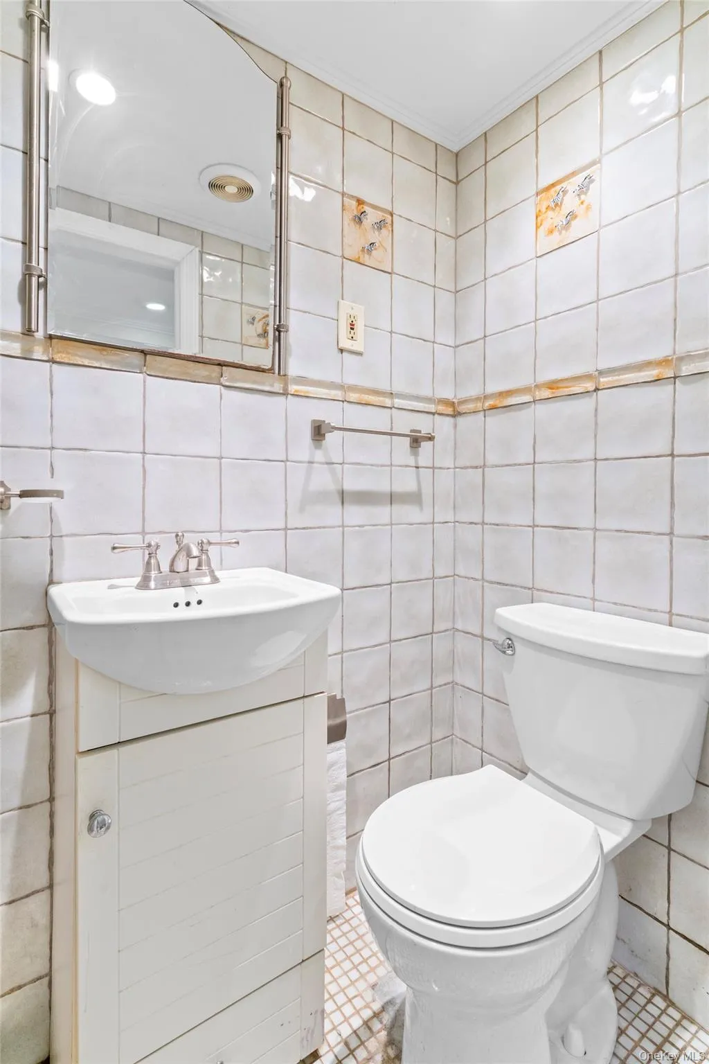 5902 70th Street, New York, NY, 4 Bedrooms Bedrooms, 8 Rooms Rooms,2 BathroomsBathrooms,Residential,For Rent,70th,0,1016176 5902 70th Street, New York, NY, 4 Bedrooms Bedrooms, 8 Rooms Rooms,2 BathroomsBathrooms,Residential,For Rent,70th,0,1016176