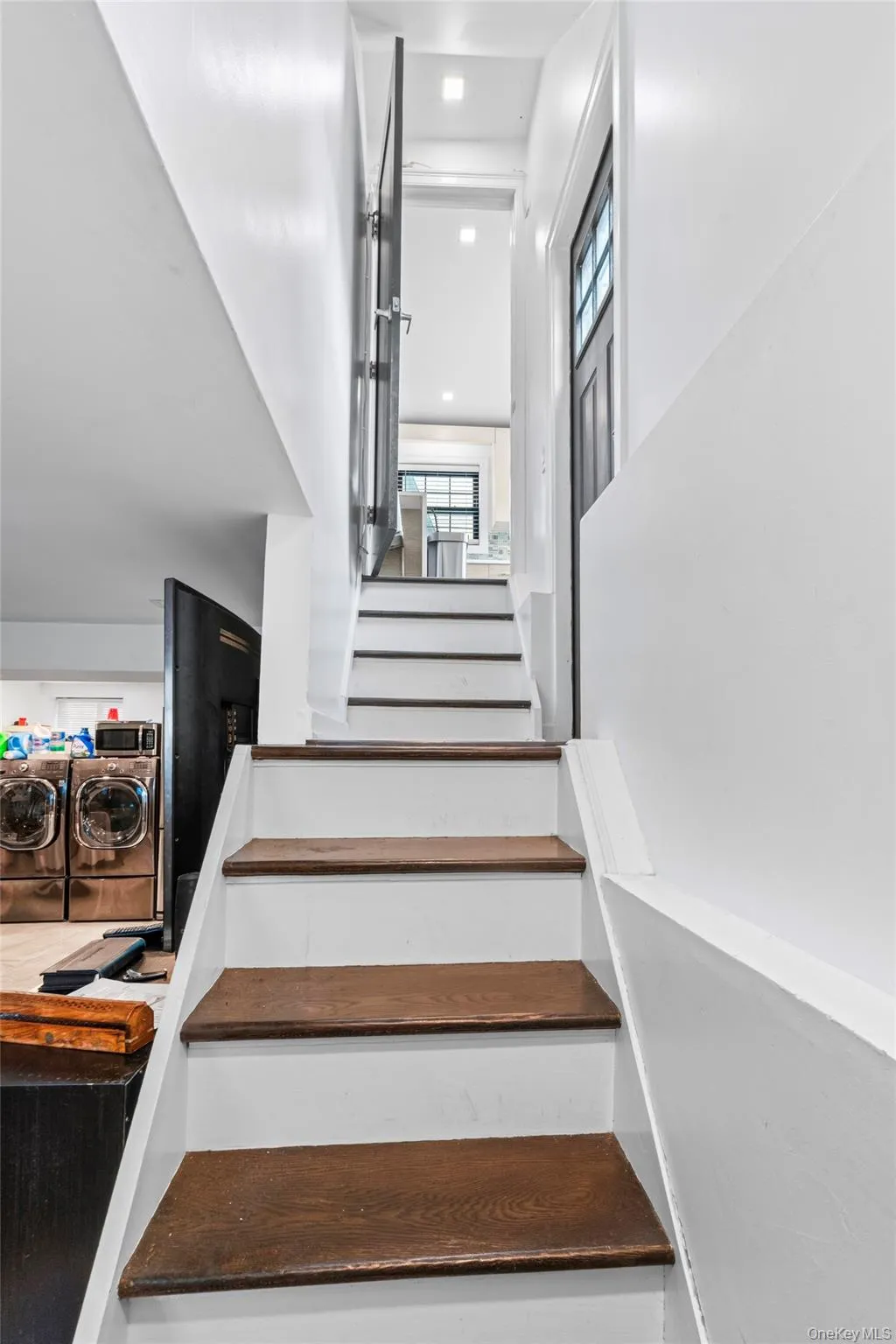 18906 122nd Avenue, New York, NY, 2 Bedrooms Bedrooms, 5 Rooms Rooms,2 BathroomsBathrooms,Residential,For Rent,122nd,0,1016178 18906 122nd Avenue, New York, NY, 2 Bedrooms Bedrooms, 5 Rooms Rooms,2 BathroomsBathrooms,Residential,For Rent,122nd,0,1016178