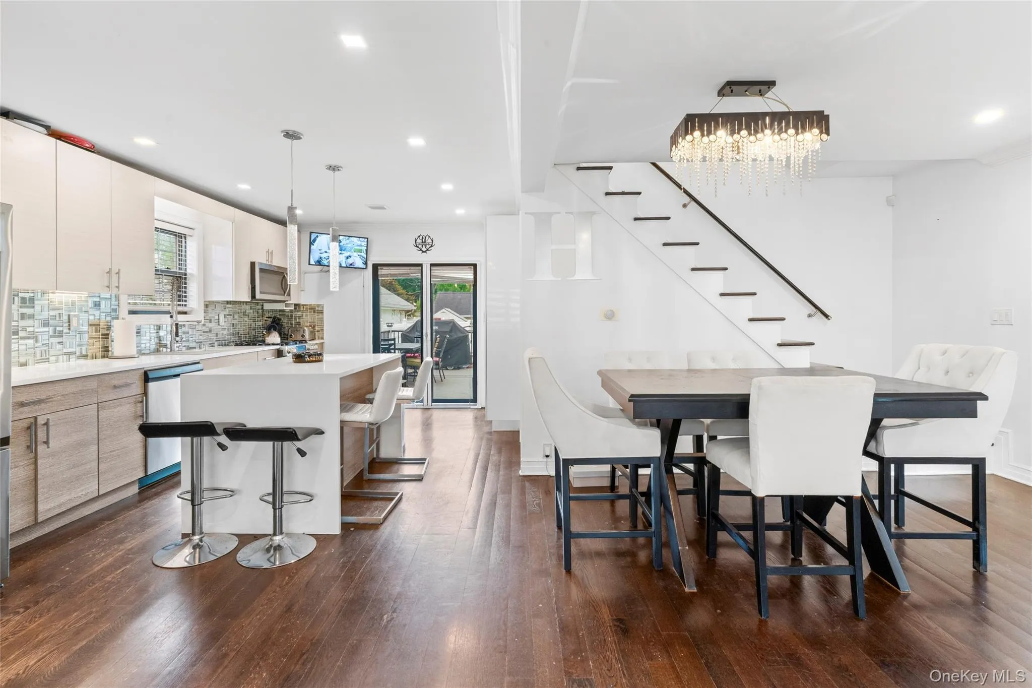 18906 122nd Avenue, New York, NY, 2 Bedrooms Bedrooms, 5 Rooms Rooms,2 BathroomsBathrooms,Residential,For Rent,122nd,0,1016178 18906 122nd Avenue, New York, NY, 2 Bedrooms Bedrooms, 5 Rooms Rooms,2 BathroomsBathrooms,Residential,For Rent,122nd,0,1016178