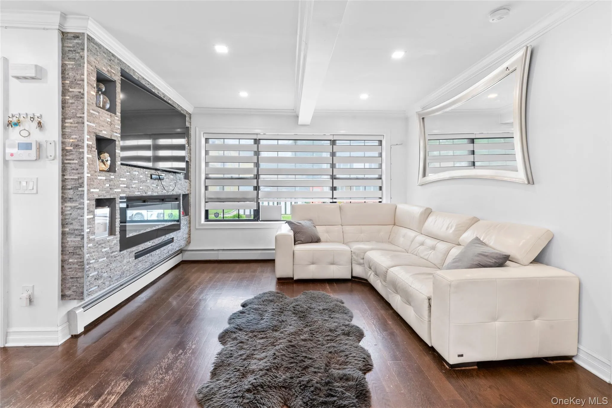 18906 122nd Avenue, New York, NY, 2 Bedrooms Bedrooms, 5 Rooms Rooms,2 BathroomsBathrooms,Residential,For Rent,122nd,0,1016178 18906 122nd Avenue, New York, NY, 2 Bedrooms Bedrooms, 5 Rooms Rooms,2 BathroomsBathrooms,Residential,For Rent,122nd,0,1016178
