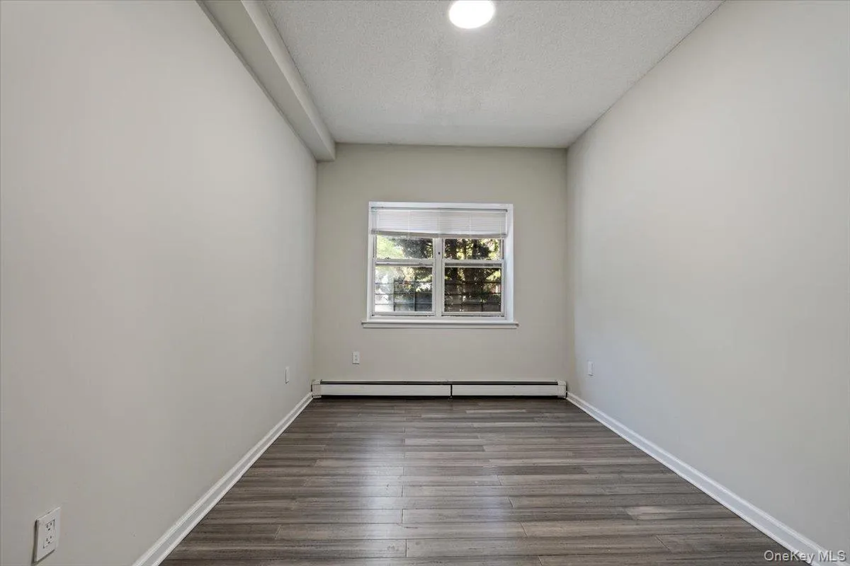 221 Beach 80th Street, New York, NY, 2 Bedrooms Bedrooms, 2 Rooms Rooms,1 BathroomBathrooms,Residential,For Rent,Beach 80th,0,1016179 221 Beach 80th Street, New York, NY, 2 Bedrooms Bedrooms, 2 Rooms Rooms,1 BathroomBathrooms,Residential,For Rent,Beach 80th,0,1016179