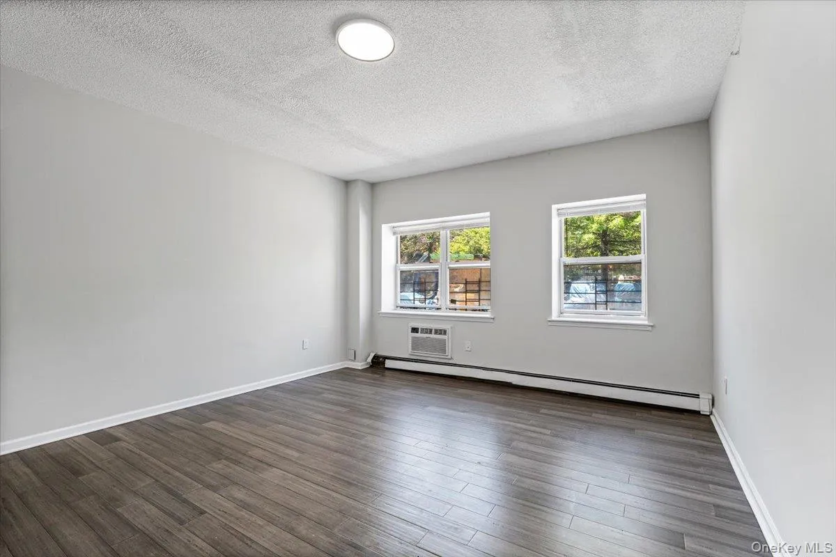 221 Beach 80th Street, New York, NY, 2 Bedrooms Bedrooms, 2 Rooms Rooms,1 BathroomBathrooms,Residential,For Rent,Beach 80th,0,1016179 221 Beach 80th Street, New York, NY, 2 Bedrooms Bedrooms, 2 Rooms Rooms,1 BathroomBathrooms,Residential,For Rent,Beach 80th,0,1016179