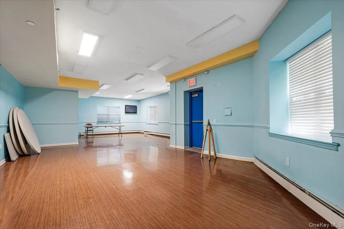 221 Beach 80th Street, New York, NY, 2 Bedrooms Bedrooms, 2 Rooms Rooms,1 BathroomBathrooms,Residential,For Rent,Beach 80th,0,1016179 221 Beach 80th Street, New York, NY, 2 Bedrooms Bedrooms, 2 Rooms Rooms,1 BathroomBathrooms,Residential,For Rent,Beach 80th,0,1016179
