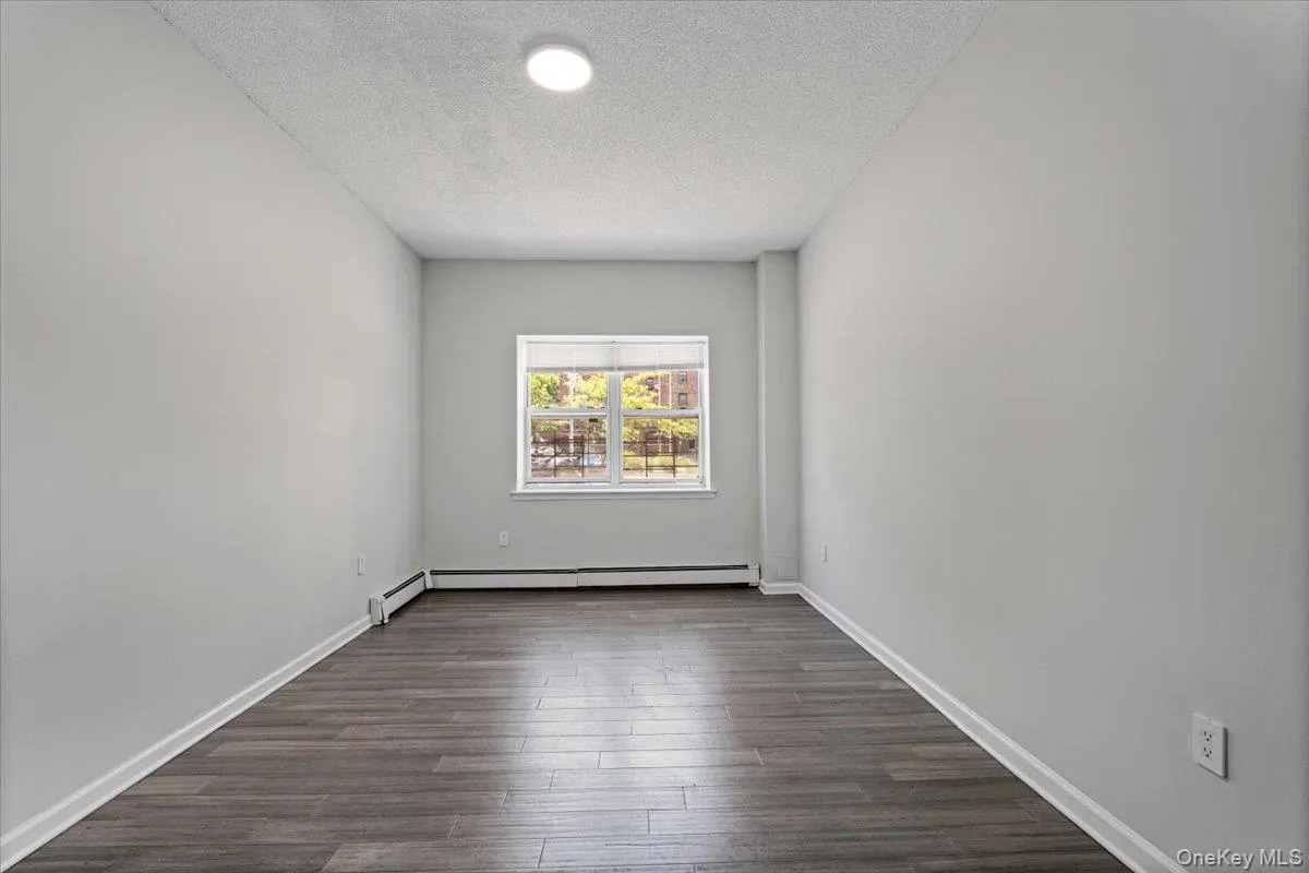 221 Beach 80th Street, New York, NY, 2 Bedrooms Bedrooms, 2 Rooms Rooms,1 BathroomBathrooms,Residential,For Rent,Beach 80th,0,1016179 221 Beach 80th Street, New York, NY, 2 Bedrooms Bedrooms, 2 Rooms Rooms,1 BathroomBathrooms,Residential,For Rent,Beach 80th,0,1016179