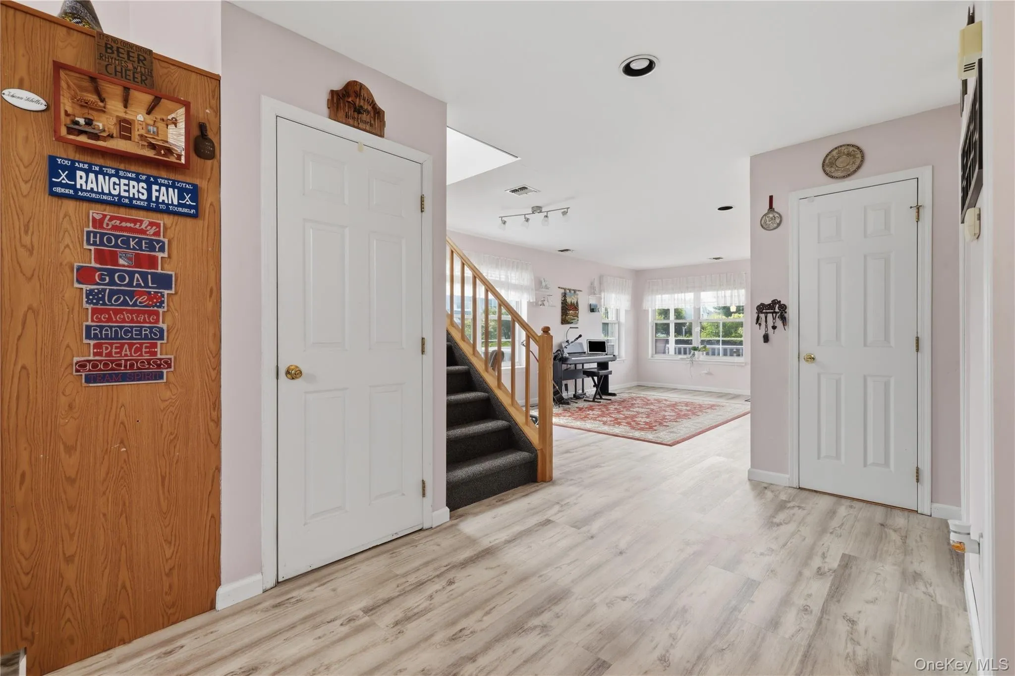 9 Shady Lane, Islip, NY, 2 Bedrooms Bedrooms, 5 Rooms Rooms,2 BathroomsBathrooms,Residential,For Rent,Shady,0,1016182 9 Shady Lane, Islip, NY, 2 Bedrooms Bedrooms, 5 Rooms Rooms,2 BathroomsBathrooms,Residential,For Rent,Shady,0,1016182