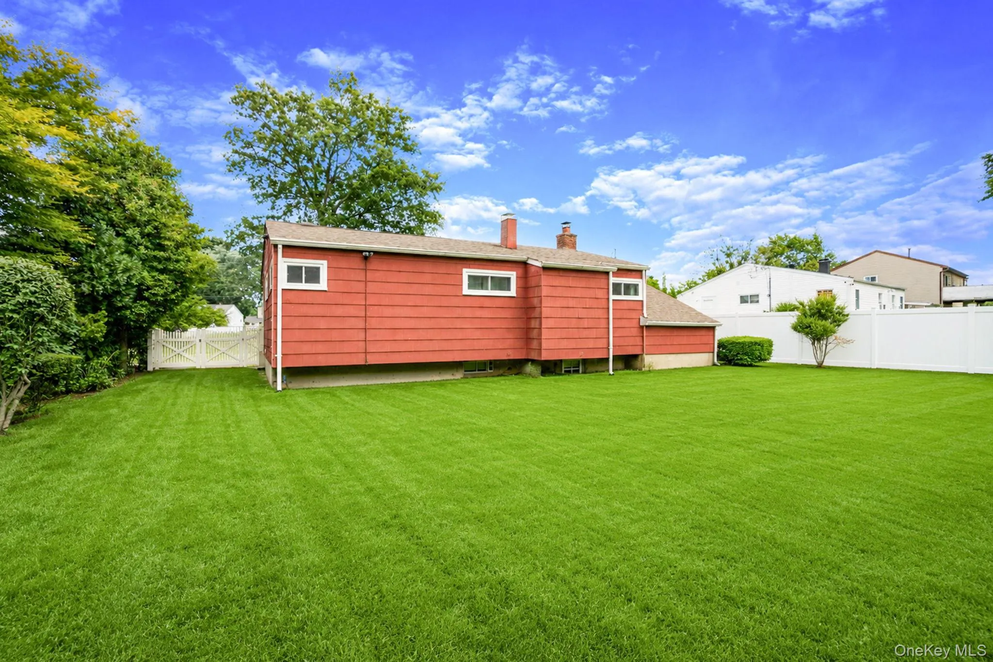180 Whitetail Lane, Islip, NY, 3 Bedrooms Bedrooms, 6 Rooms Rooms,1 BathroomBathrooms,Residential,For Rent,Whitetail,0,KEY1016185 180 Whitetail Lane, Islip, NY, 3 Bedrooms Bedrooms, 6 Rooms Rooms,1 BathroomBathrooms,Residential,For Rent,Whitetail,0,KEY1016185