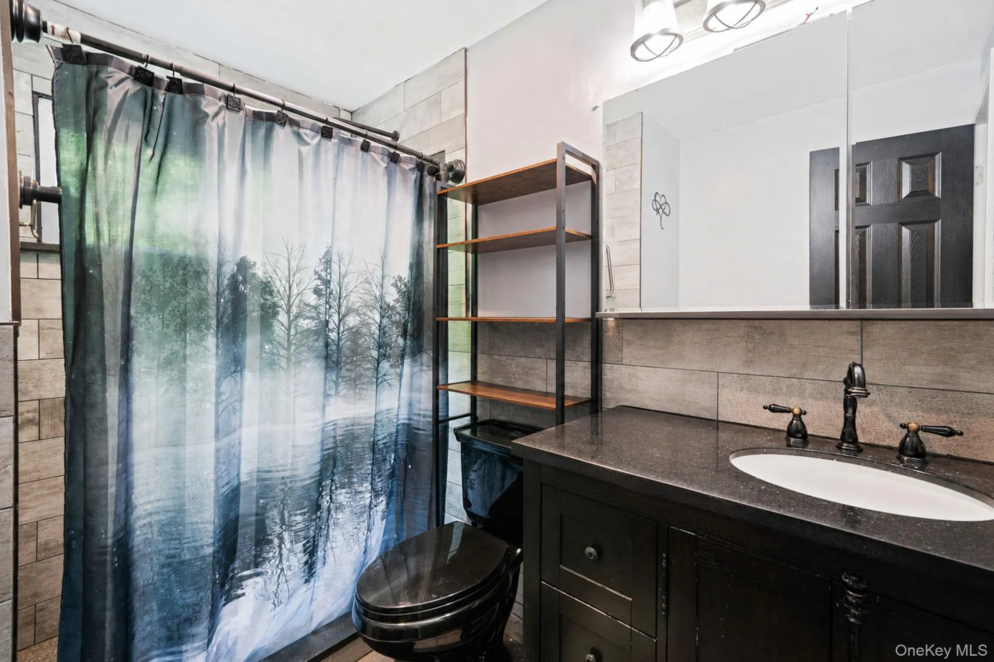 180 Whitetail Lane, Islip, NY, 3 Bedrooms Bedrooms, 6 Rooms Rooms,1 BathroomBathrooms,Residential,For Rent,Whitetail,0,KEY1016185 180 Whitetail Lane, Islip, NY, 3 Bedrooms Bedrooms, 6 Rooms Rooms,1 BathroomBathrooms,Residential,For Rent,Whitetail,0,KEY1016185
