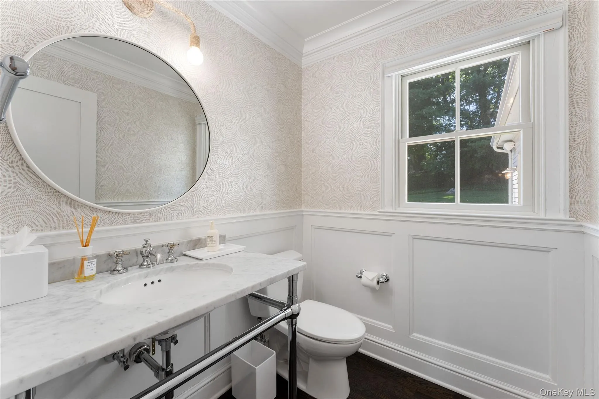 Powder Room Powder Room
