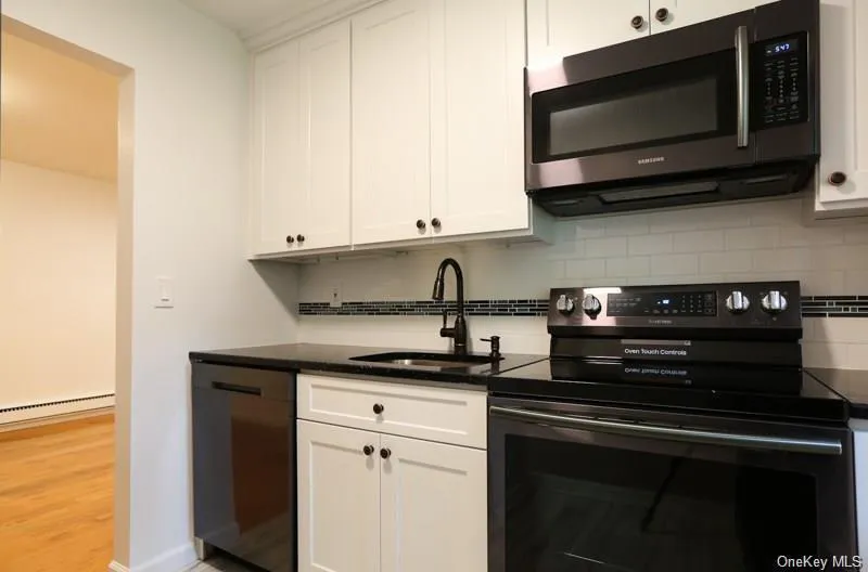 59 Fieldstone Drive, Greenburgh, NY, 1 Bedroom Bedrooms, 4 Rooms Rooms,1 BathroomBathrooms,Residential Lease,For Rent,Fieldstone,0,1016191 59 Fieldstone Drive, Greenburgh, NY, 1 Bedroom Bedrooms, 4 Rooms Rooms,1 BathroomBathrooms,Residential Lease,For Rent,Fieldstone,0,1016191