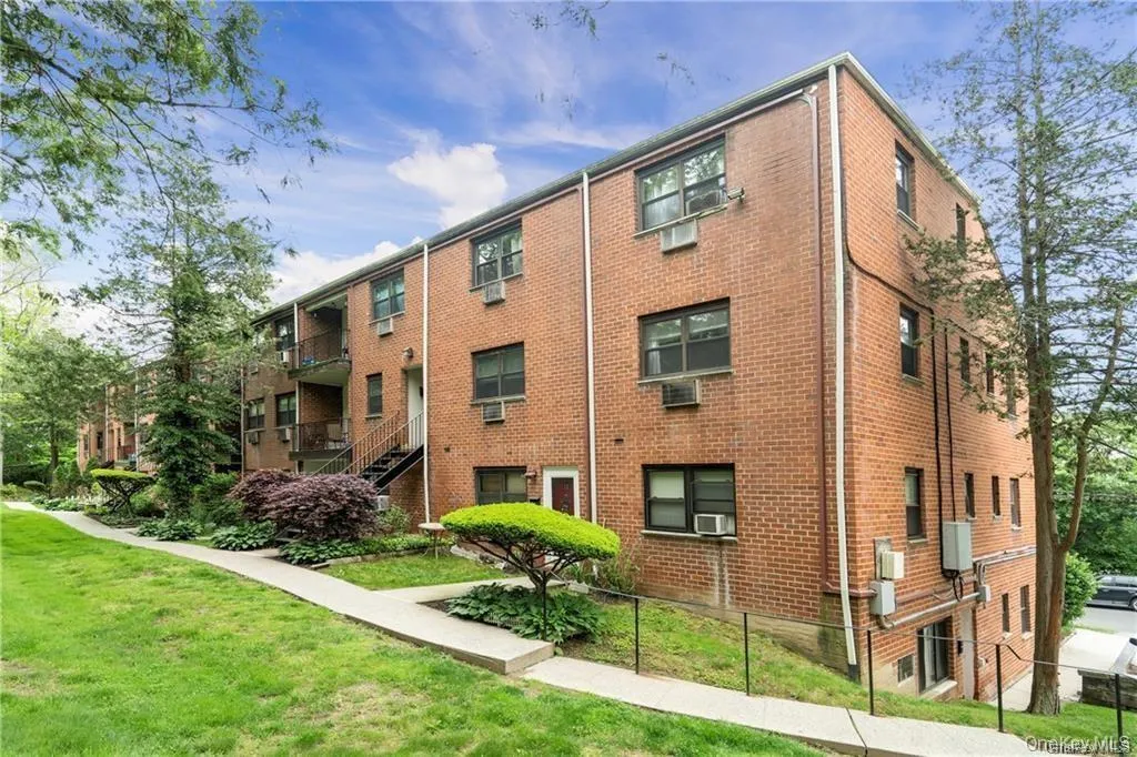 59 Fieldstone Drive, Greenburgh, NY, 1 Bedroom Bedrooms, 4 Rooms Rooms,1 BathroomBathrooms,Residential Lease,For Rent,Fieldstone,0,1016191 59 Fieldstone Drive, Greenburgh, NY, 1 Bedroom Bedrooms, 4 Rooms Rooms,1 BathroomBathrooms,Residential Lease,For Rent,Fieldstone,0,1016191