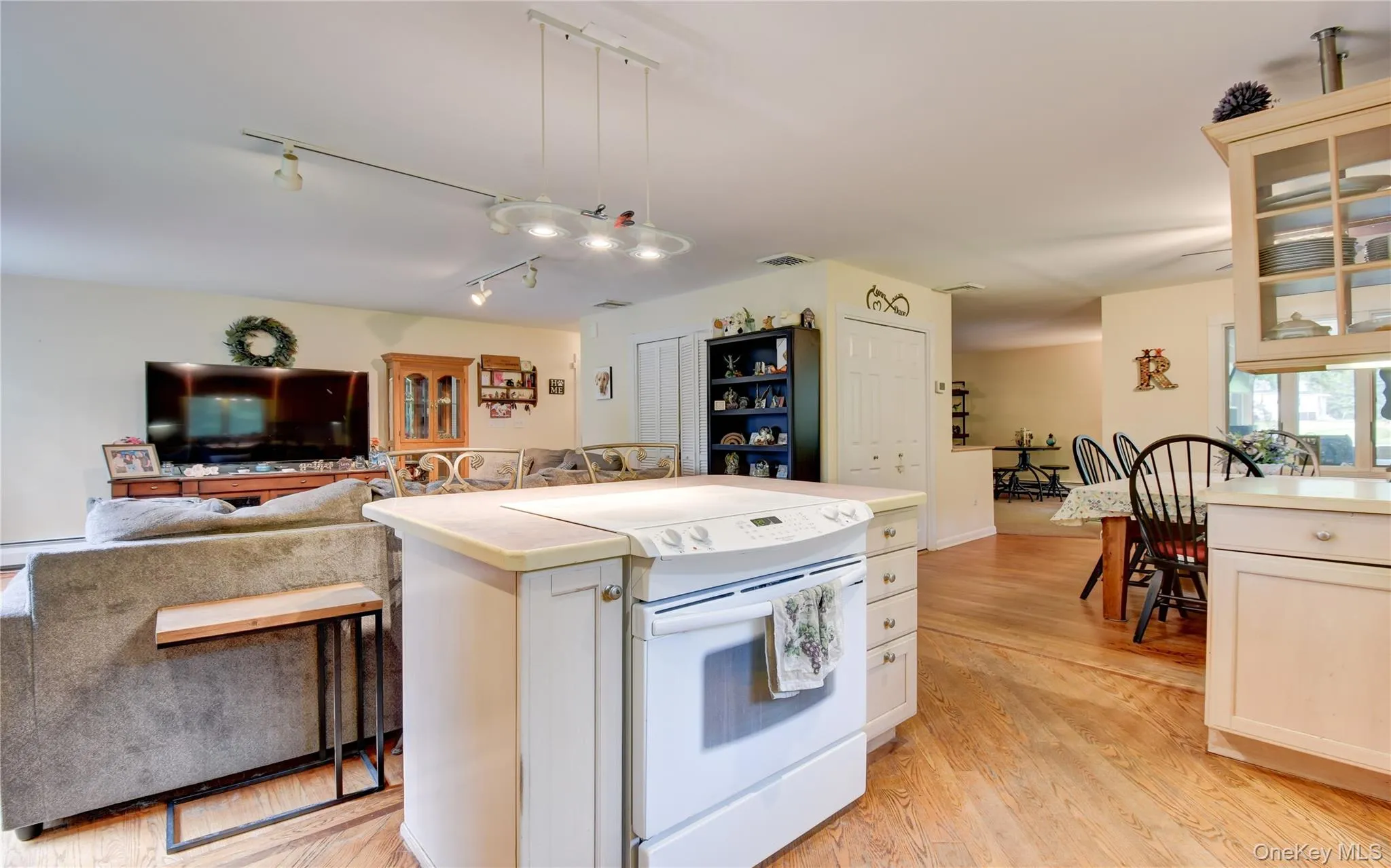181 Stony Ford Road, Hamptonburgh, NY, 3 Bedrooms Bedrooms, 8 Rooms Rooms,2 BathroomsBathrooms,Residential,For Rent,Stony Ford,0,1016194 181 Stony Ford Road, Hamptonburgh, NY, 3 Bedrooms Bedrooms, 8 Rooms Rooms,2 BathroomsBathrooms,Residential,For Rent,Stony Ford,0,1016194