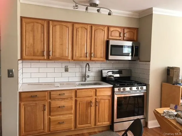 233 Middletown Road, Orangetown, NY, 1 Bedroom Bedrooms, 3 Rooms Rooms,1 BathroomBathrooms,Residential,For Rent,Middletown,0,1016203 233 Middletown Road, Orangetown, NY, 1 Bedroom Bedrooms, 3 Rooms Rooms,1 BathroomBathrooms,Residential,For Rent,Middletown,0,1016203