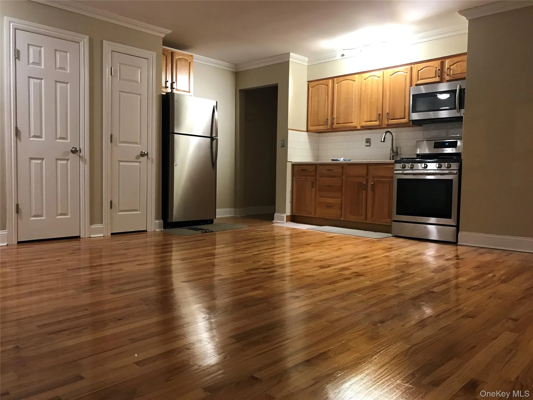 233 Middletown Road, Orangetown, NY, 1 Bedroom Bedrooms, 3 Rooms Rooms,1 BathroomBathrooms,Residential,For Rent,Middletown,0,1016203 233 Middletown Road, Orangetown, NY, 1 Bedroom Bedrooms, 3 Rooms Rooms,1 BathroomBathrooms,Residential,For Rent,Middletown,0,1016203