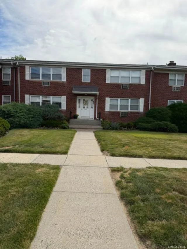 233 Middletown Road, Orangetown, NY, 1 Bedroom Bedrooms, 3 Rooms Rooms,1 BathroomBathrooms,Residential,For Rent,Middletown,0,1016203 233 Middletown Road, Orangetown, NY, 1 Bedroom Bedrooms, 3 Rooms Rooms,1 BathroomBathrooms,Residential,For Rent,Middletown,0,1016203