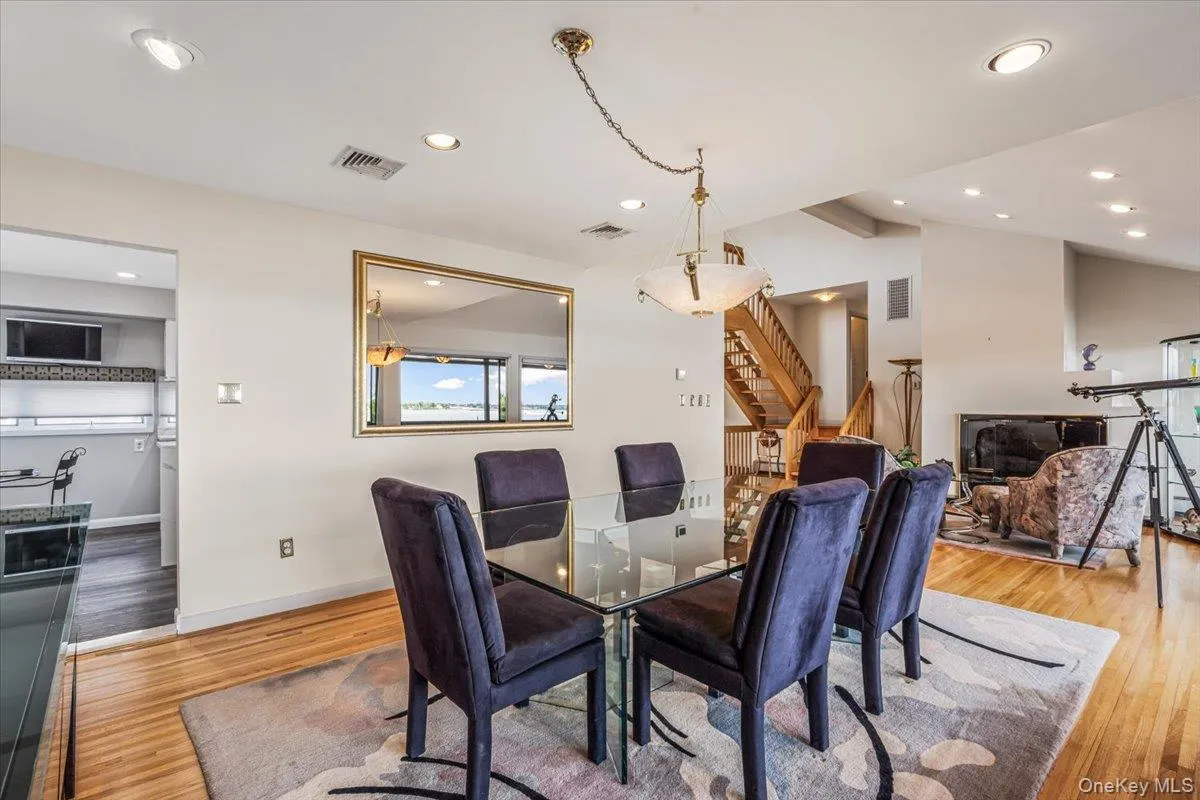 15443 Riverside Drive, New York, NY, 3 Bedrooms Bedrooms, 12 Rooms Rooms,3 BathroomsBathrooms,Residential,For Rent,Riverside,0,1016204 15443 Riverside Drive, New York, NY, 3 Bedrooms Bedrooms, 12 Rooms Rooms,3 BathroomsBathrooms,Residential,For Rent,Riverside,0,1016204