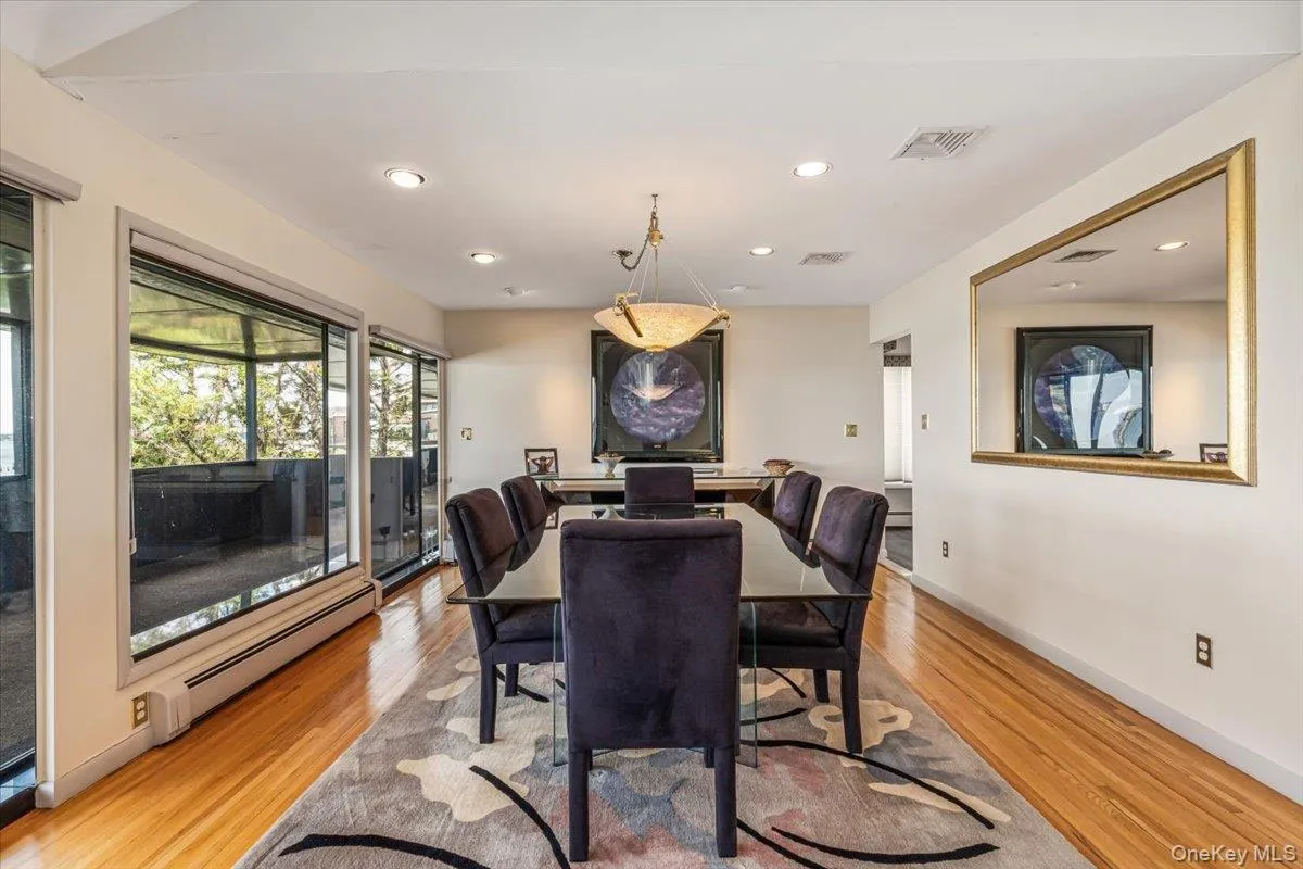 15443 Riverside Drive, New York, NY, 3 Bedrooms Bedrooms, 12 Rooms Rooms,3 BathroomsBathrooms,Residential,For Rent,Riverside,0,1016204 15443 Riverside Drive, New York, NY, 3 Bedrooms Bedrooms, 12 Rooms Rooms,3 BathroomsBathrooms,Residential,For Rent,Riverside,0,1016204