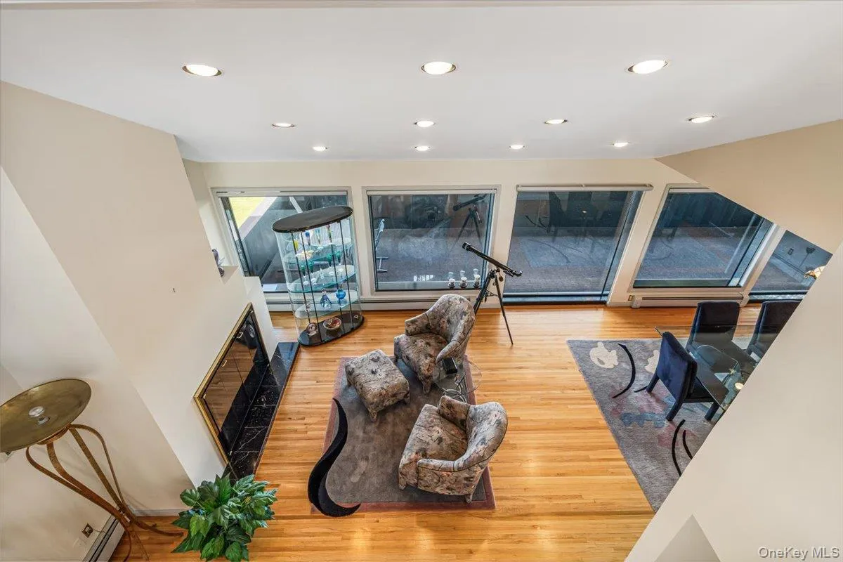 15443 Riverside Drive, New York, NY, 3 Bedrooms Bedrooms, 12 Rooms Rooms,3 BathroomsBathrooms,Residential,For Rent,Riverside,0,1016204 15443 Riverside Drive, New York, NY, 3 Bedrooms Bedrooms, 12 Rooms Rooms,3 BathroomsBathrooms,Residential,For Rent,Riverside,0,1016204