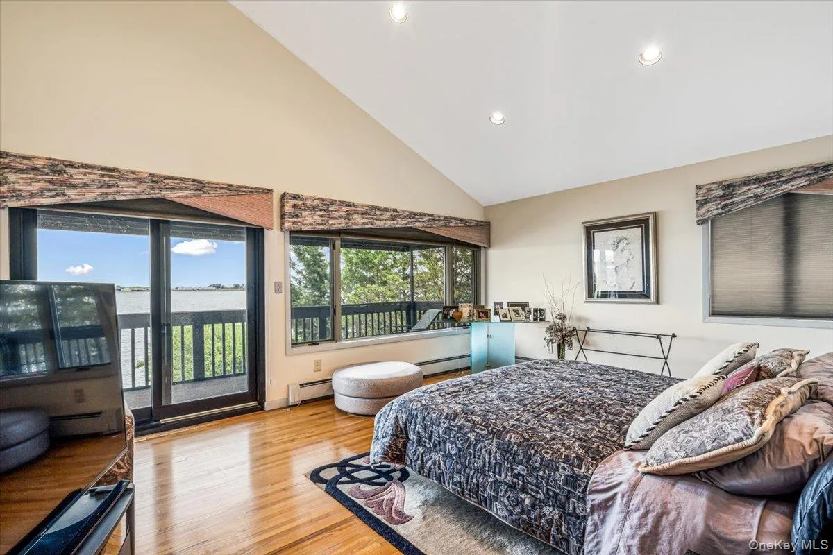 15443 Riverside Drive, New York, NY, 3 Bedrooms Bedrooms, 12 Rooms Rooms,3 BathroomsBathrooms,Residential,For Rent,Riverside,0,1016204 15443 Riverside Drive, New York, NY, 3 Bedrooms Bedrooms, 12 Rooms Rooms,3 BathroomsBathrooms,Residential,For Rent,Riverside,0,1016204