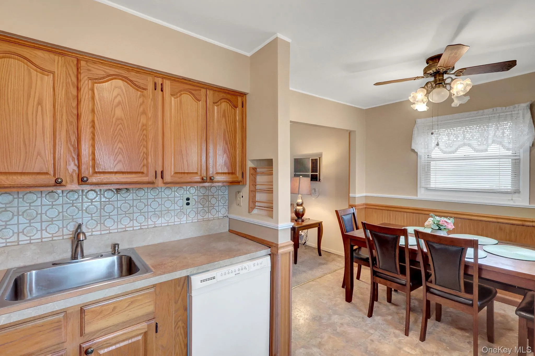 69 Greenwood Drive, Babylon, NY, 4 Bedrooms Bedrooms, 6 Rooms Rooms,1 BathroomBathrooms,Residential,For Rent,Greenwood,0,KEY1016206 69 Greenwood Drive, Babylon, NY, 4 Bedrooms Bedrooms, 6 Rooms Rooms,1 BathroomBathrooms,Residential,For Rent,Greenwood,0,KEY1016206