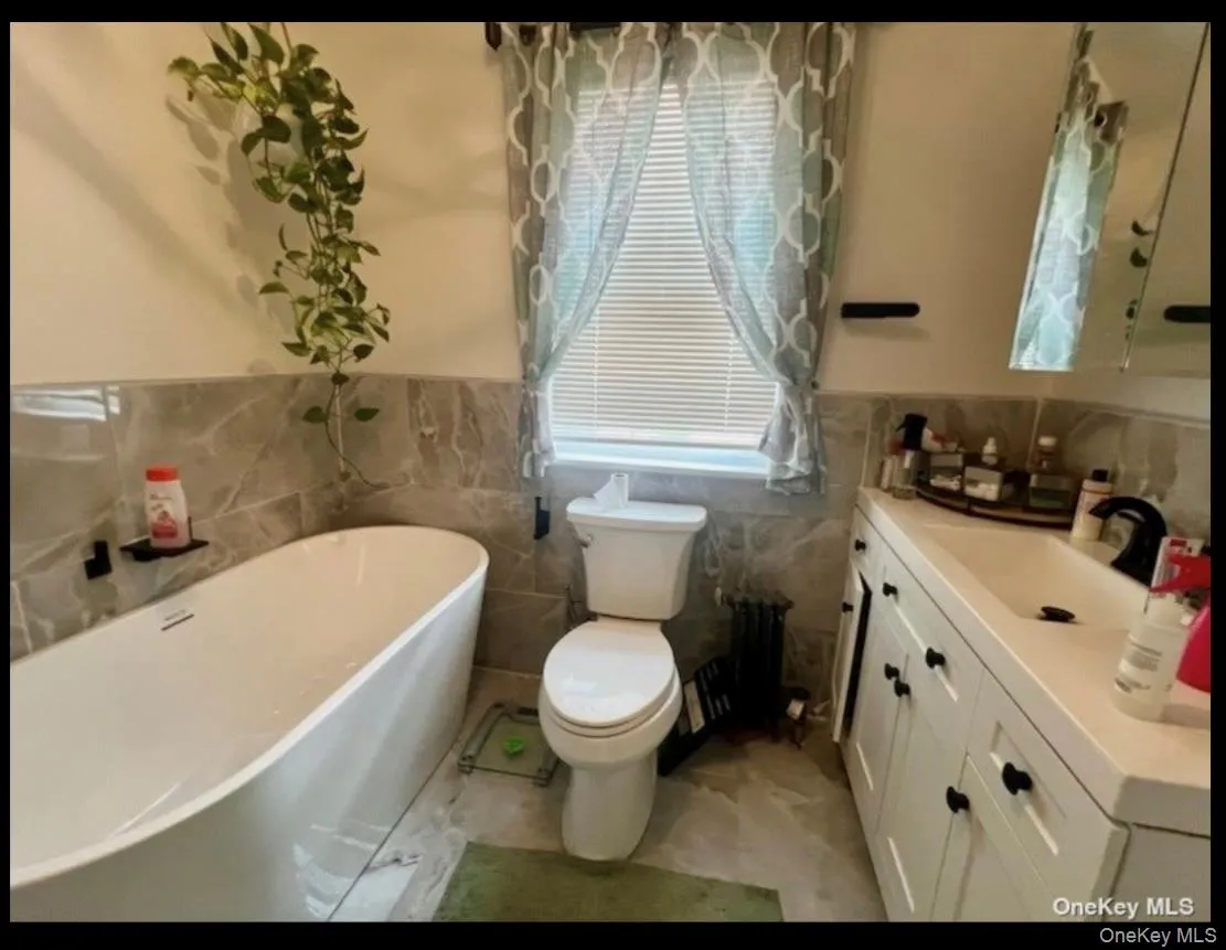 139-55 230th Place, New York, NY, 3 Bedrooms Bedrooms, 6 Rooms Rooms,3 BathroomsBathrooms,Residential,For Rent,230th Place,0,1016208 139-55 230th Place, New York, NY, 3 Bedrooms Bedrooms, 6 Rooms Rooms,3 BathroomsBathrooms,Residential,For Rent,230th Place,0,1016208