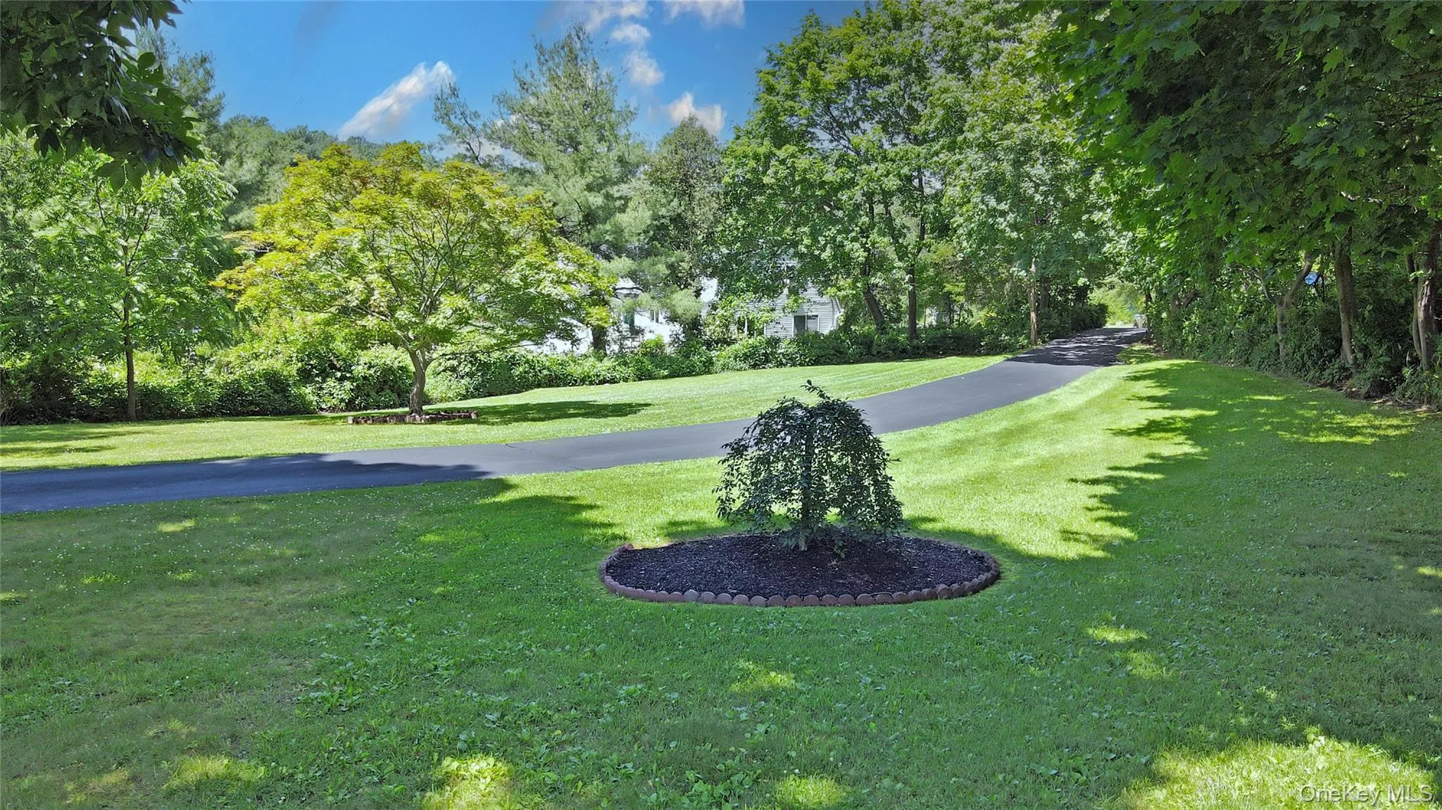 1625 Overhill Street, Yorktown, NY, 3 Bedrooms Bedrooms, 8 Rooms Rooms,2 BathroomsBathrooms,Residential,For Rent,Overhill,0,KEY1016212 1625 Overhill Street, Yorktown, NY, 3 Bedrooms Bedrooms, 8 Rooms Rooms,2 BathroomsBathrooms,Residential,For Rent,Overhill,0,KEY1016212