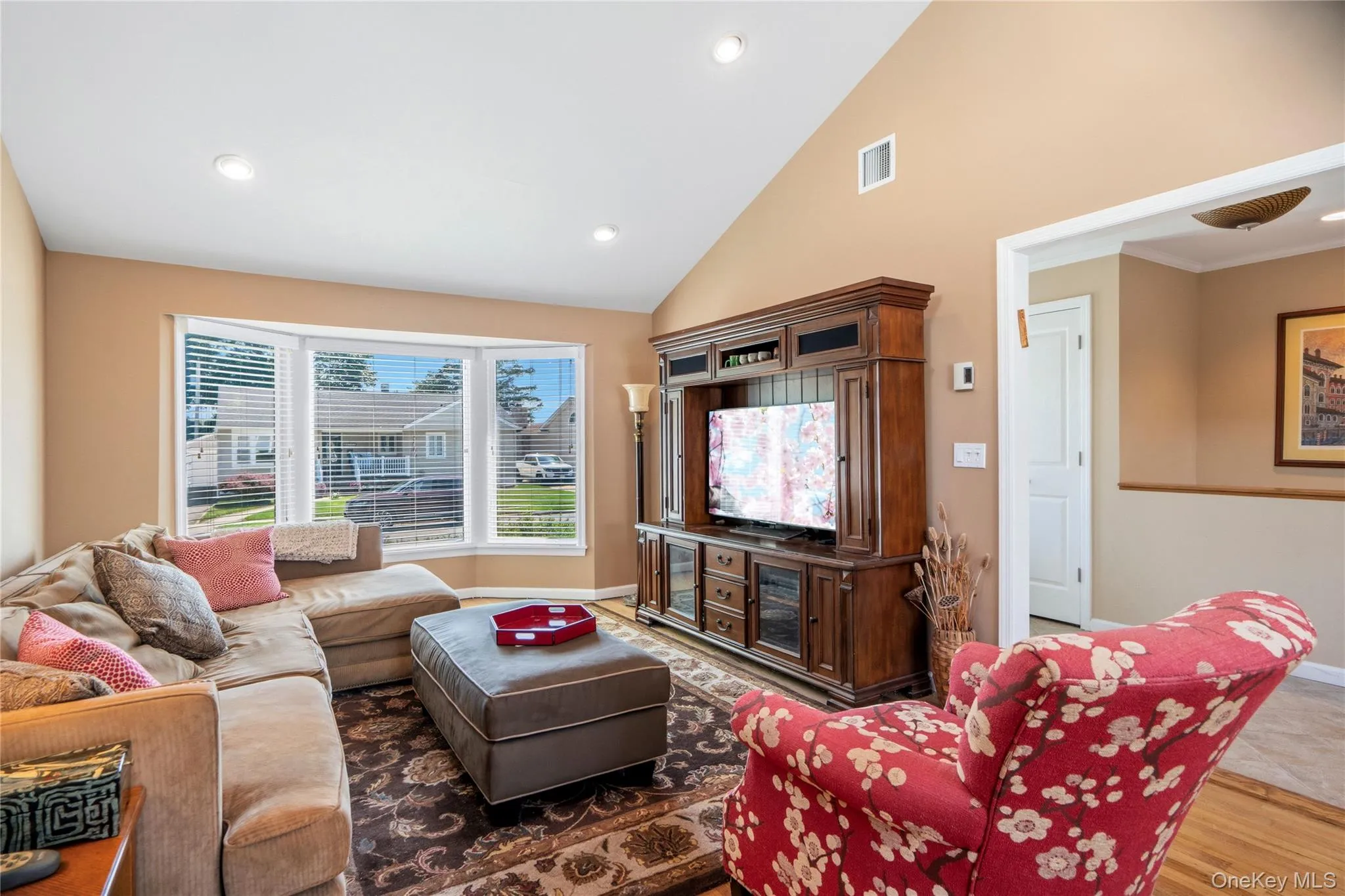 678 Carlyle Avenue, Hempstead, NY, 2 Bedrooms Bedrooms, 6 Rooms Rooms,2 BathroomsBathrooms,Residential,For Rent,Carlyle,0,1016215 678 Carlyle Avenue, Hempstead, NY, 2 Bedrooms Bedrooms, 6 Rooms Rooms,2 BathroomsBathrooms,Residential,For Rent,Carlyle,0,1016215