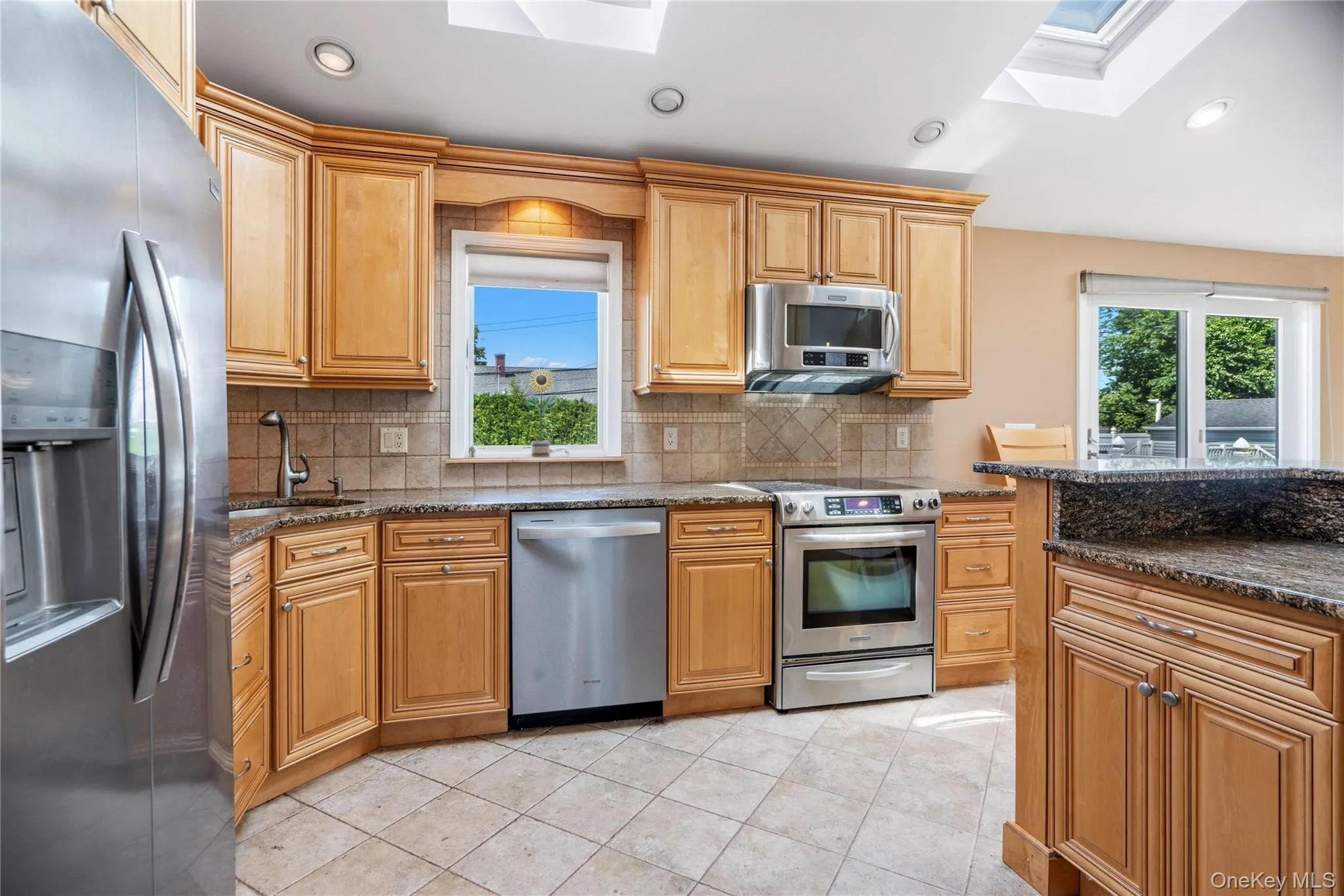 678 Carlyle Avenue, Hempstead, NY, 2 Bedrooms Bedrooms, 6 Rooms Rooms,2 BathroomsBathrooms,Residential,For Rent,Carlyle,0,1016215 678 Carlyle Avenue, Hempstead, NY, 2 Bedrooms Bedrooms, 6 Rooms Rooms,2 BathroomsBathrooms,Residential,For Rent,Carlyle,0,1016215