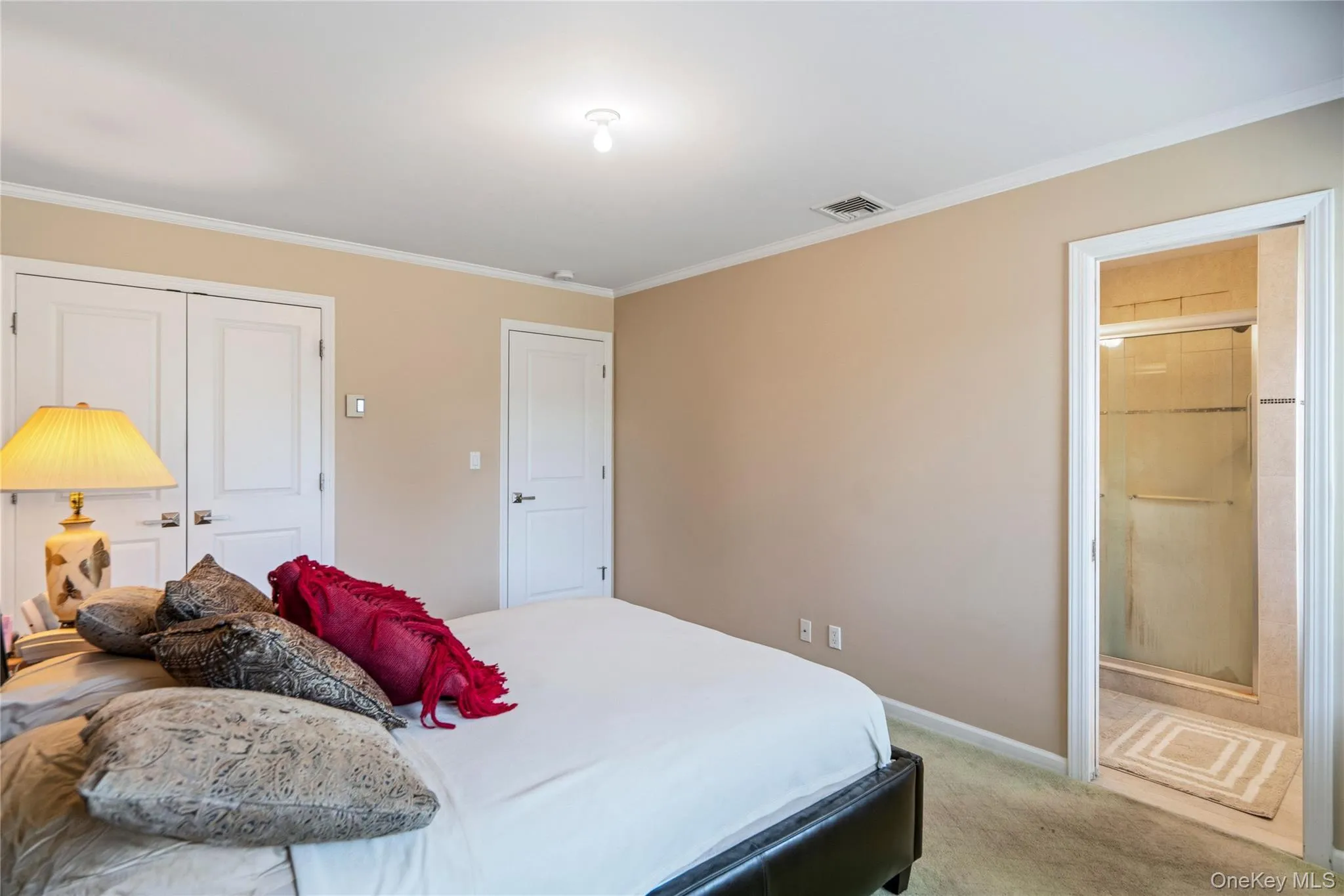 678 Carlyle Avenue, Hempstead, NY, 2 Bedrooms Bedrooms, 6 Rooms Rooms,2 BathroomsBathrooms,Residential,For Rent,Carlyle,0,1016215 678 Carlyle Avenue, Hempstead, NY, 2 Bedrooms Bedrooms, 6 Rooms Rooms,2 BathroomsBathrooms,Residential,For Rent,Carlyle,0,1016215