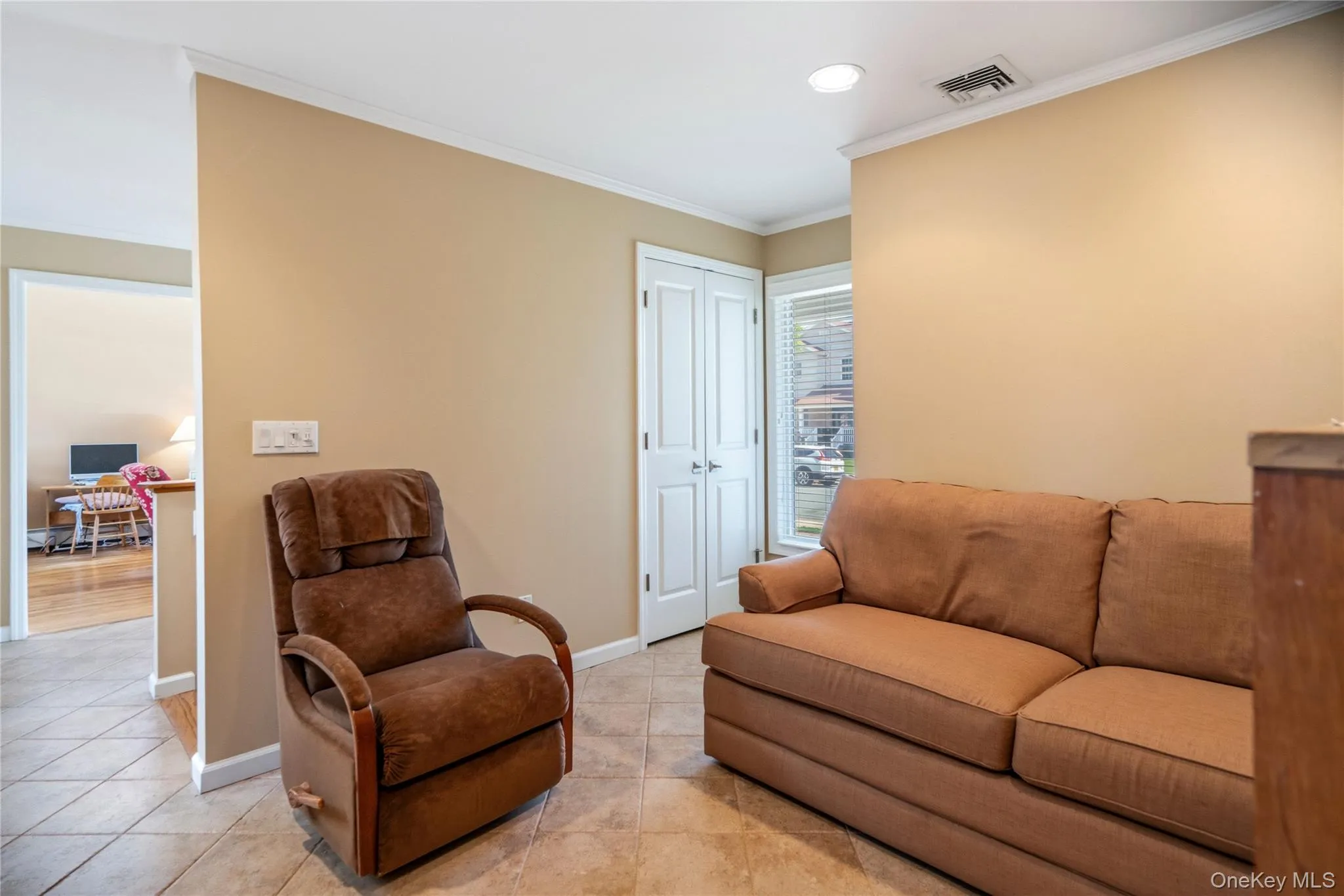 678 Carlyle Avenue, Hempstead, NY, 2 Bedrooms Bedrooms, 6 Rooms Rooms,2 BathroomsBathrooms,Residential,For Rent,Carlyle,0,1016215 678 Carlyle Avenue, Hempstead, NY, 2 Bedrooms Bedrooms, 6 Rooms Rooms,2 BathroomsBathrooms,Residential,For Rent,Carlyle,0,1016215