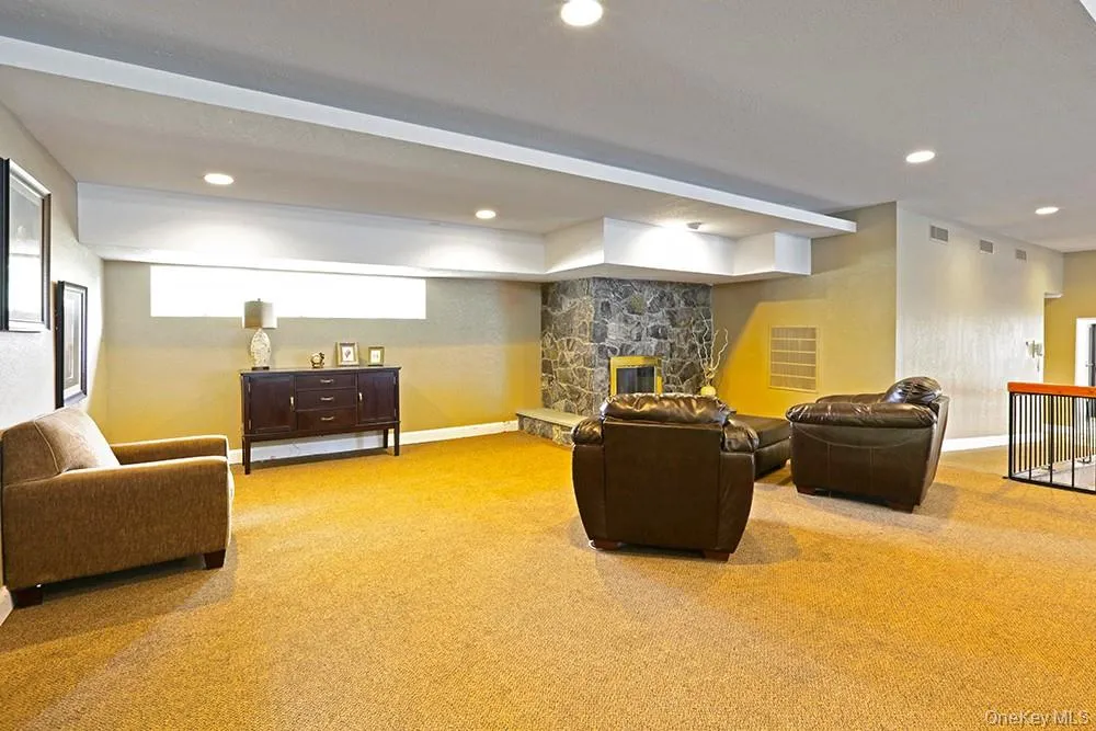 36 Village, Brookhaven, NY, 2 Bedrooms Bedrooms, 5 Rooms Rooms,2 BathroomsBathrooms,Residential,For Rent,Village,0,1016216 36 Village, Brookhaven, NY, 2 Bedrooms Bedrooms, 5 Rooms Rooms,2 BathroomsBathrooms,Residential,For Rent,Village,0,1016216