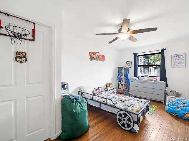 2664 Miles Avenue, New York, NY, 1 Bedroom Bedrooms, 5 Rooms Rooms,1 BathroomBathrooms,Residential,For Rent,Miles,0,KEY1016217 2664 Miles Avenue, New York, NY, 1 Bedroom Bedrooms, 5 Rooms Rooms,1 BathroomBathrooms,Residential,For Rent,Miles,0,KEY1016217
