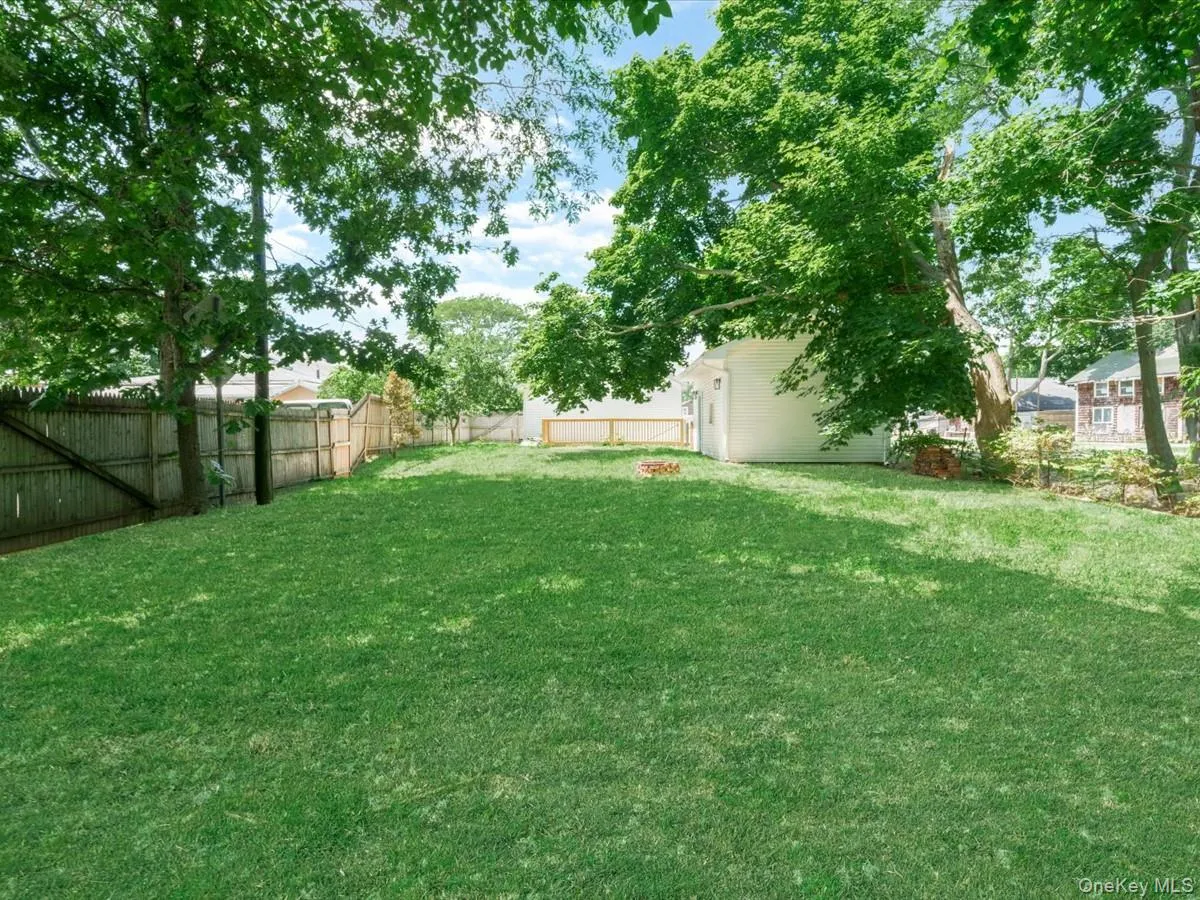73C River Avenue, Brookhaven, NY, 2 Bedrooms Bedrooms, 4 Rooms Rooms,1 BathroomBathrooms,Residential,For Rent,River,0,KEY1016224 73C River Avenue, Brookhaven, NY, 2 Bedrooms Bedrooms, 4 Rooms Rooms,1 BathroomBathrooms,Residential,For Rent,River,0,KEY1016224