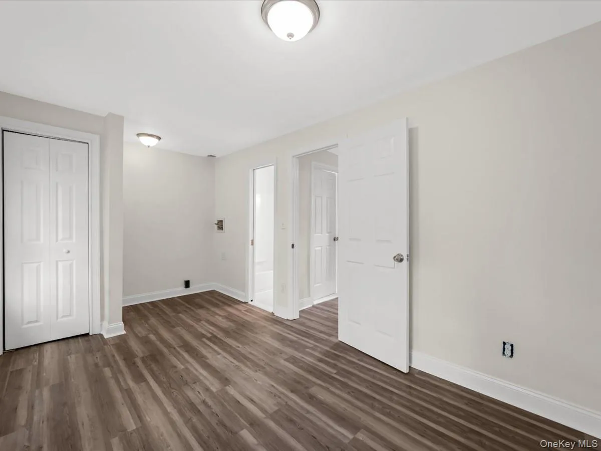 73C River Avenue, Brookhaven, NY, 2 Bedrooms Bedrooms, 4 Rooms Rooms,1 BathroomBathrooms,Residential,For Rent,River,0,KEY1016224 73C River Avenue, Brookhaven, NY, 2 Bedrooms Bedrooms, 4 Rooms Rooms,1 BathroomBathrooms,Residential,For Rent,River,0,KEY1016224