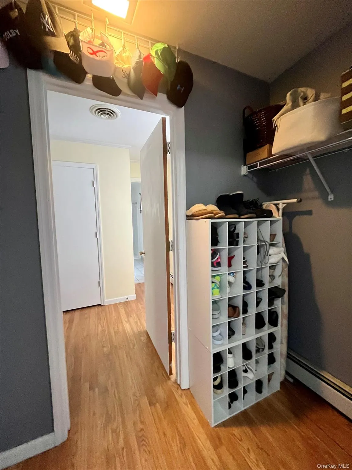 334 Greeves Road, Wawayanda, NY, 5 Bedrooms Bedrooms, 9 Rooms Rooms,4 BathroomsBathrooms,Residential,For Rent,Greeves,0,1016227 334 Greeves Road, Wawayanda, NY, 5 Bedrooms Bedrooms, 9 Rooms Rooms,4 BathroomsBathrooms,Residential,For Rent,Greeves,0,1016227