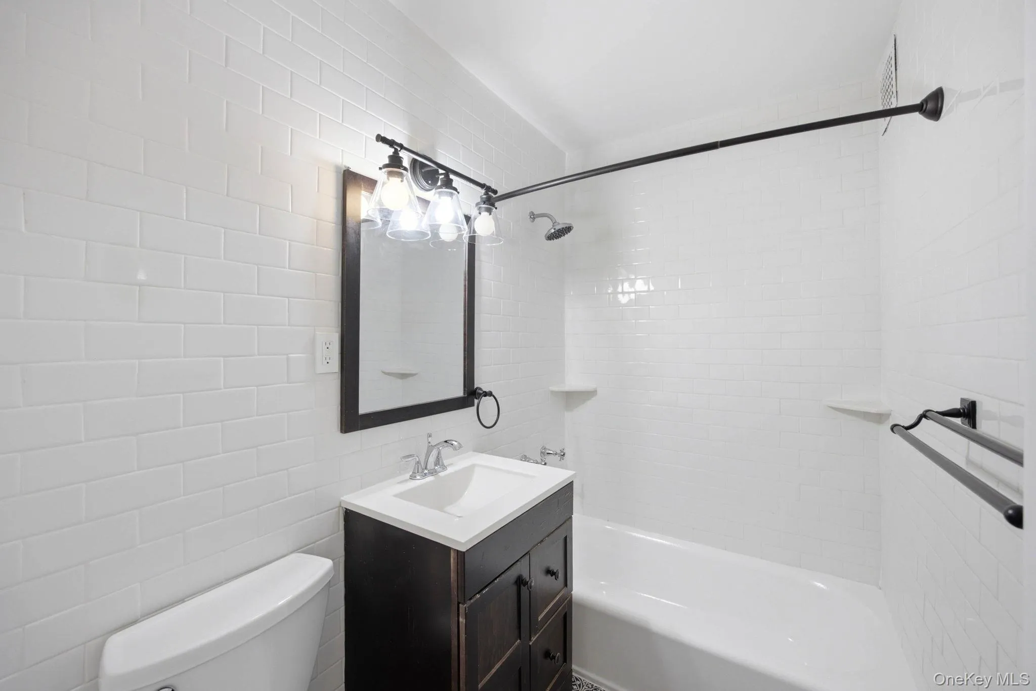 575 Grand Street, New York, NY, 3 Bedrooms Bedrooms, 6 Rooms Rooms,2 BathroomsBathrooms,Residential,For Rent,Grand,0,KEY1016228 575 Grand Street, New York, NY, 3 Bedrooms Bedrooms, 6 Rooms Rooms,2 BathroomsBathrooms,Residential,For Rent,Grand,0,KEY1016228