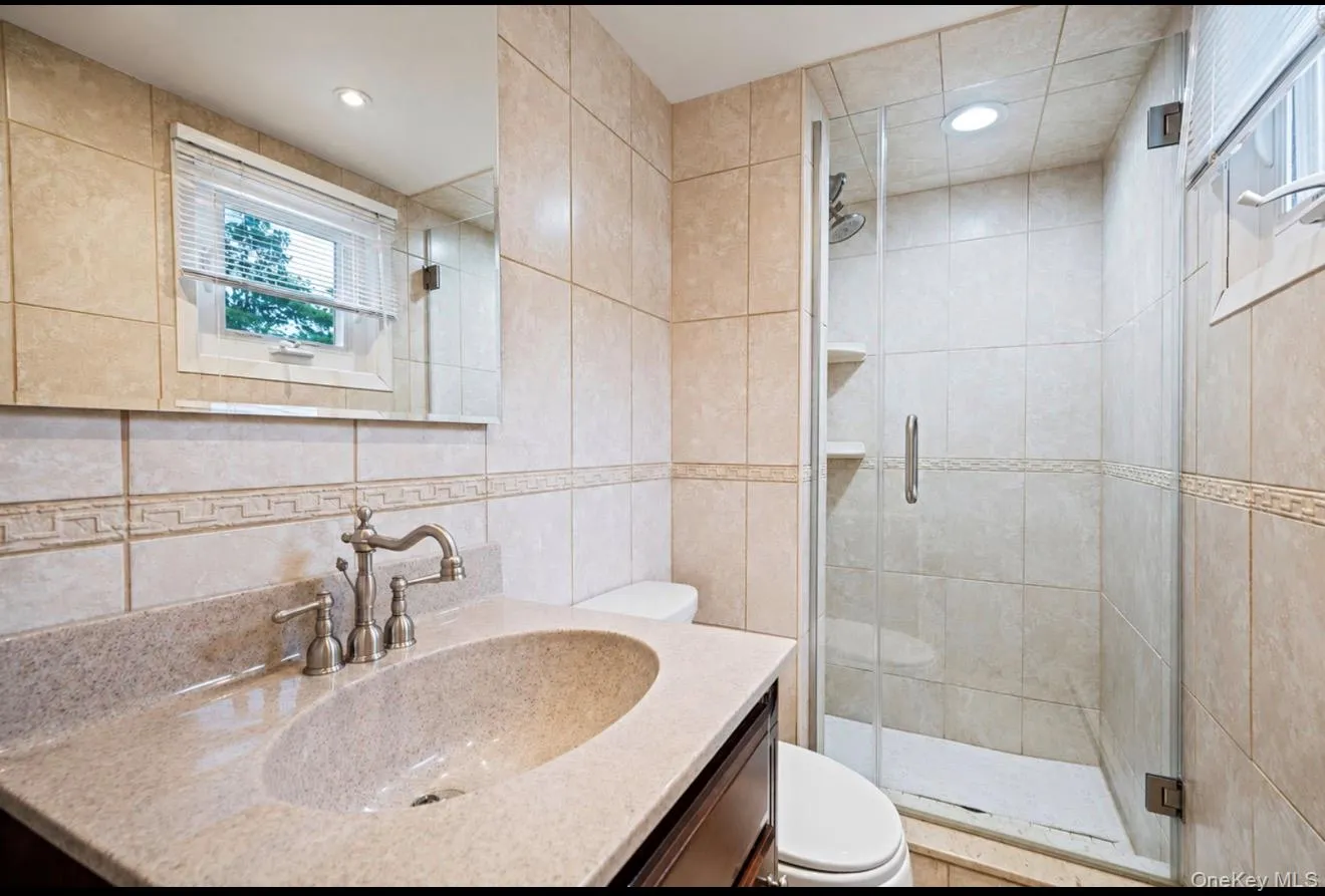 3824 Illona Lane, Hempstead, NY, 4 Bedrooms Bedrooms, 8 Rooms Rooms,3 BathroomsBathrooms,Residential,For Rent,Illona,0,1016230 3824 Illona Lane, Hempstead, NY, 4 Bedrooms Bedrooms, 8 Rooms Rooms,3 BathroomsBathrooms,Residential,For Rent,Illona,0,1016230
