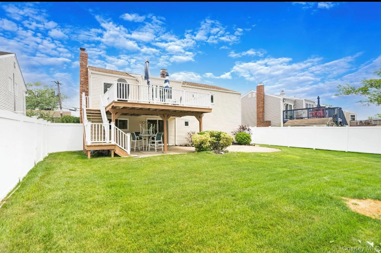 3824 Illona Lane, Hempstead, NY, 4 Bedrooms Bedrooms, 8 Rooms Rooms,3 BathroomsBathrooms,Residential,For Rent,Illona,0,1016230 3824 Illona Lane, Hempstead, NY, 4 Bedrooms Bedrooms, 8 Rooms Rooms,3 BathroomsBathrooms,Residential,For Rent,Illona,0,1016230