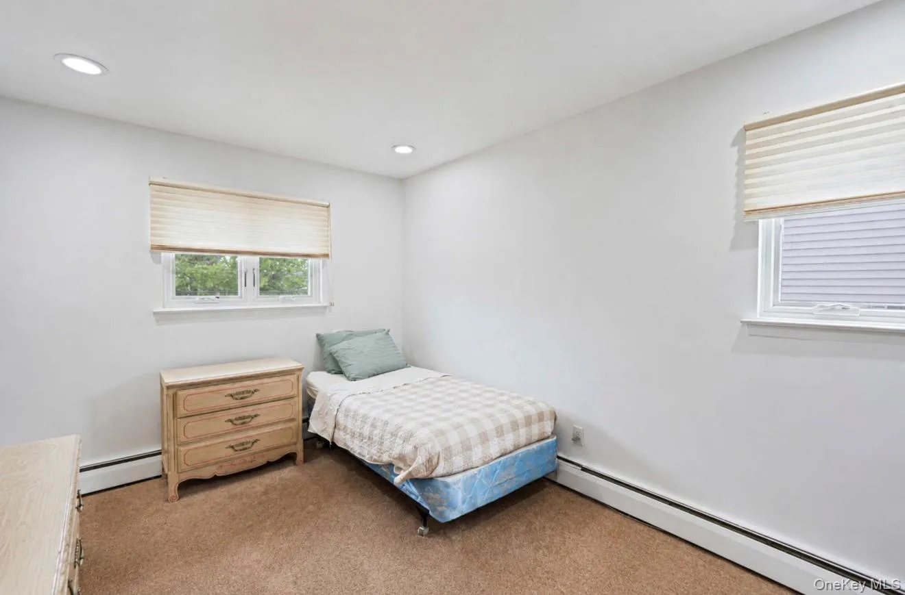 3824 Illona Lane, Hempstead, NY, 4 Bedrooms Bedrooms, 8 Rooms Rooms,3 BathroomsBathrooms,Residential,For Rent,Illona,0,1016230 3824 Illona Lane, Hempstead, NY, 4 Bedrooms Bedrooms, 8 Rooms Rooms,3 BathroomsBathrooms,Residential,For Rent,Illona,0,1016230