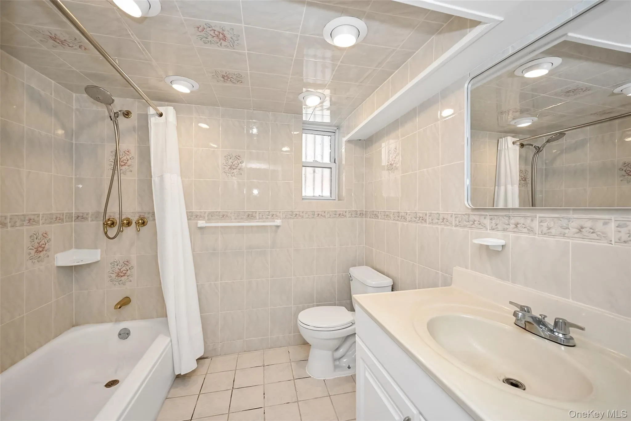 8835 Vanderveer Street, New York, NY, 3 Bedrooms Bedrooms, 7 Rooms Rooms,2 BathroomsBathrooms,Residential,For Rent,Vanderveer,0,1016231 8835 Vanderveer Street, New York, NY, 3 Bedrooms Bedrooms, 7 Rooms Rooms,2 BathroomsBathrooms,Residential,For Rent,Vanderveer,0,1016231