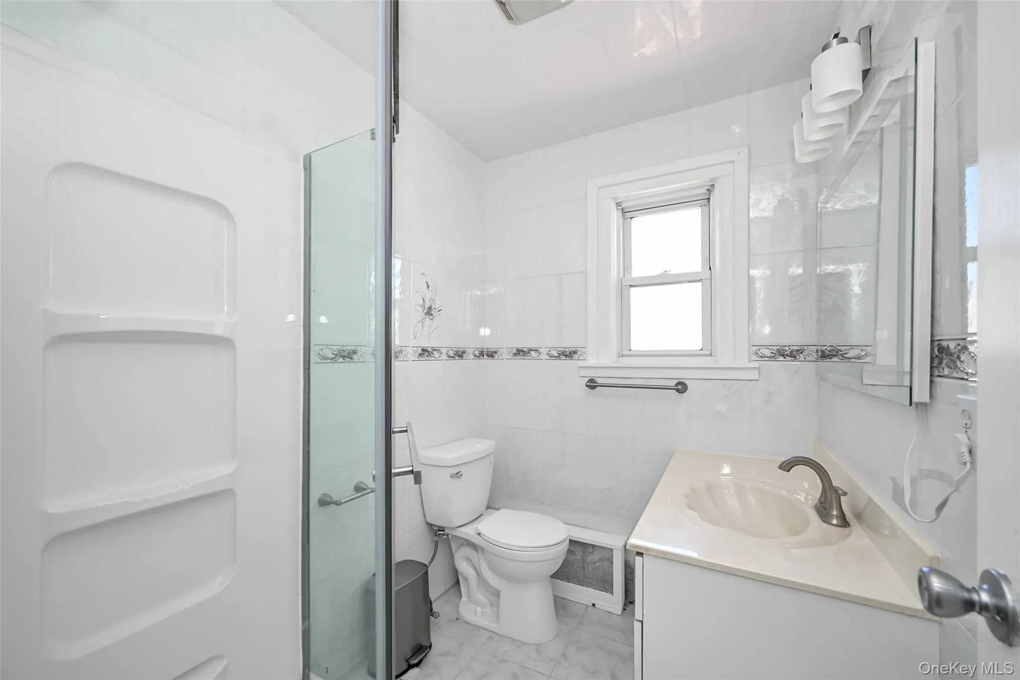 8835 Vanderveer Street, New York, NY, 3 Bedrooms Bedrooms, 7 Rooms Rooms,2 BathroomsBathrooms,Residential,For Rent,Vanderveer,0,1016231 8835 Vanderveer Street, New York, NY, 3 Bedrooms Bedrooms, 7 Rooms Rooms,2 BathroomsBathrooms,Residential,For Rent,Vanderveer,0,1016231