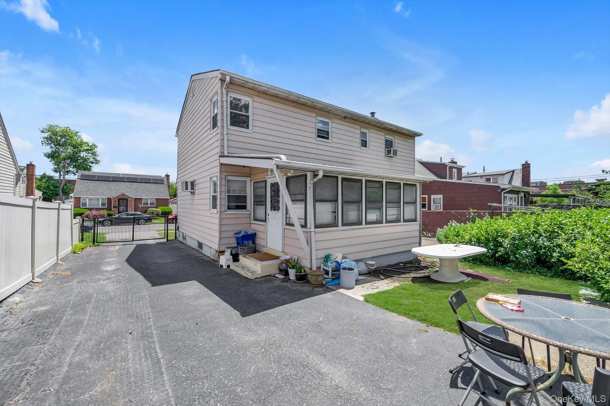 2356 129th Street, New York, NY, 4 Bedrooms Bedrooms, 8 Rooms Rooms,2 BathroomsBathrooms,Residential,For Rent,129th,0,1016232 2356 129th Street, New York, NY, 4 Bedrooms Bedrooms, 8 Rooms Rooms,2 BathroomsBathrooms,Residential,For Rent,129th,0,1016232