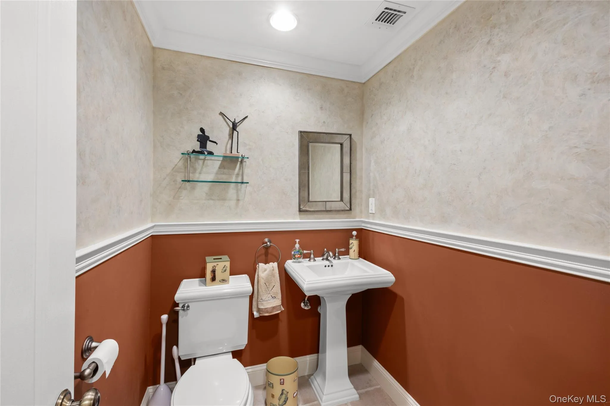 56 Sage Hollow Court, Huntington, NY, 5 Bedrooms Bedrooms, 11 Rooms Rooms,3 BathroomsBathrooms,Residential,For Rent,Sage Hollow,0,KEY1016233 56 Sage Hollow Court, Huntington, NY, 5 Bedrooms Bedrooms, 11 Rooms Rooms,3 BathroomsBathrooms,Residential,For Rent,Sage Hollow,0,KEY1016233