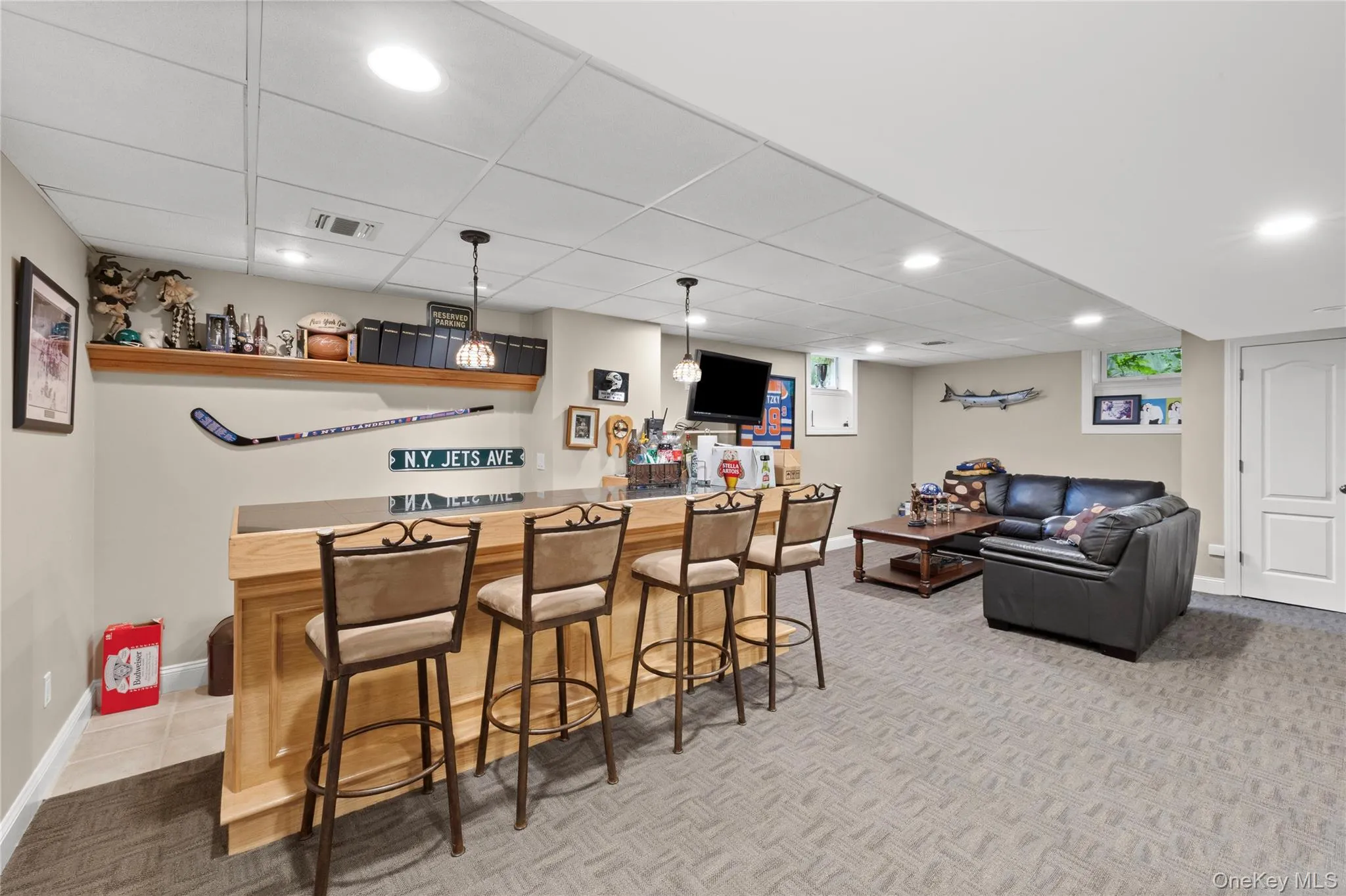 56 Sage Hollow Court, Huntington, NY, 5 Bedrooms Bedrooms, 11 Rooms Rooms,3 BathroomsBathrooms,Residential,For Rent,Sage Hollow,0,KEY1016233 56 Sage Hollow Court, Huntington, NY, 5 Bedrooms Bedrooms, 11 Rooms Rooms,3 BathroomsBathrooms,Residential,For Rent,Sage Hollow,0,KEY1016233