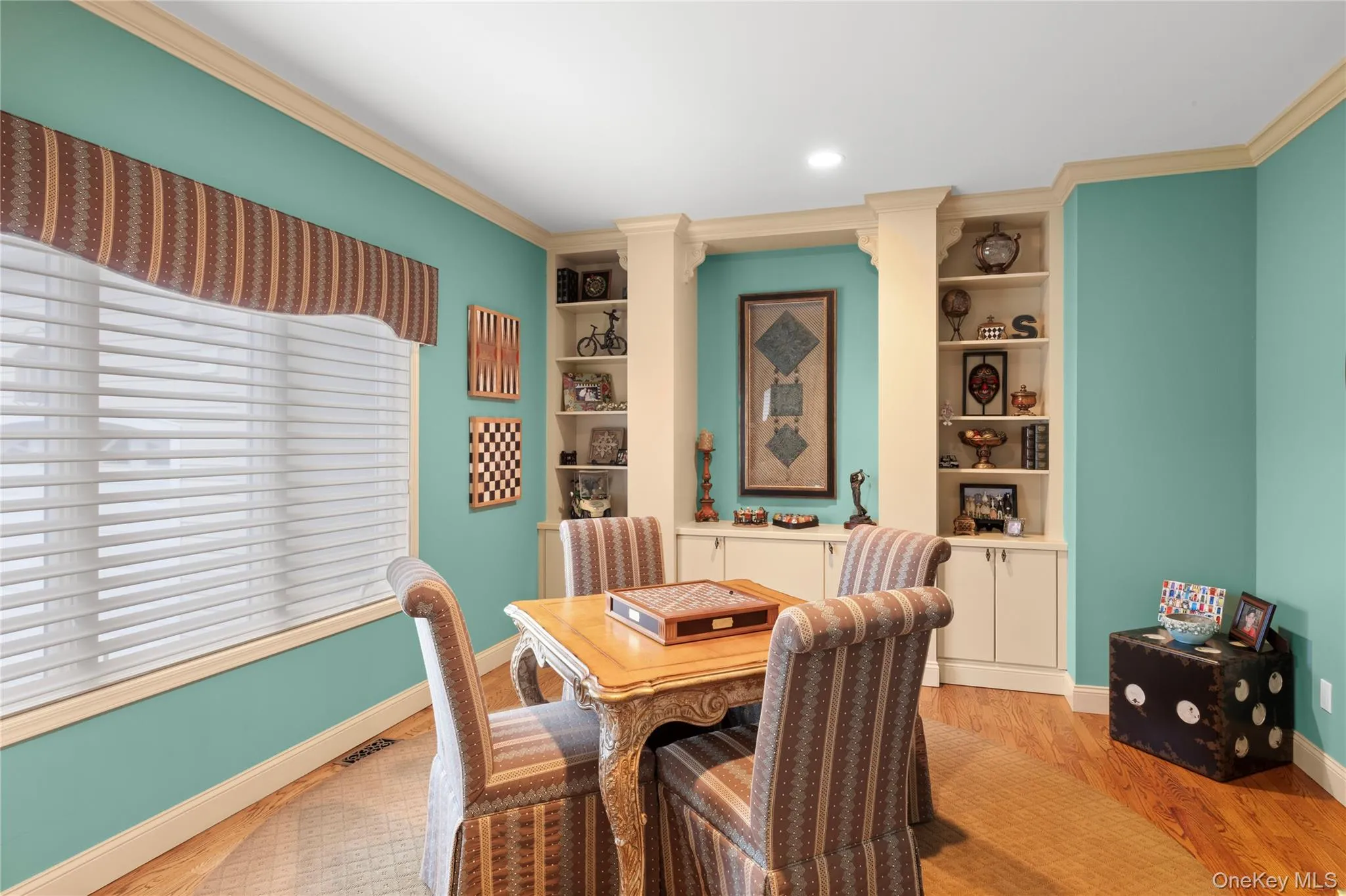 56 Sage Hollow Court, Huntington, NY, 5 Bedrooms Bedrooms, 11 Rooms Rooms,3 BathroomsBathrooms,Residential,For Rent,Sage Hollow,0,KEY1016233 56 Sage Hollow Court, Huntington, NY, 5 Bedrooms Bedrooms, 11 Rooms Rooms,3 BathroomsBathrooms,Residential,For Rent,Sage Hollow,0,KEY1016233