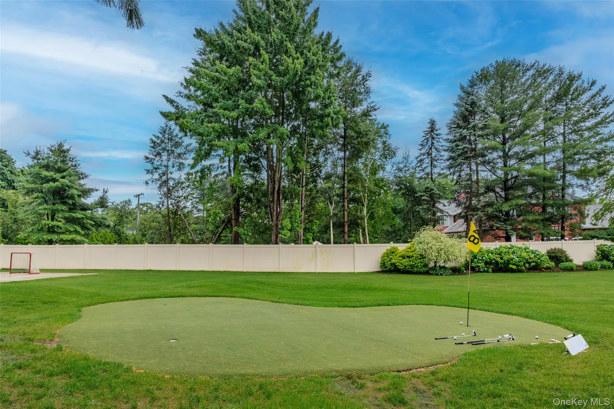 56 Sage Hollow Court, Huntington, NY, 5 Bedrooms Bedrooms, 11 Rooms Rooms,3 BathroomsBathrooms,Residential,For Rent,Sage Hollow,0,KEY1016233 56 Sage Hollow Court, Huntington, NY, 5 Bedrooms Bedrooms, 11 Rooms Rooms,3 BathroomsBathrooms,Residential,For Rent,Sage Hollow,0,KEY1016233
